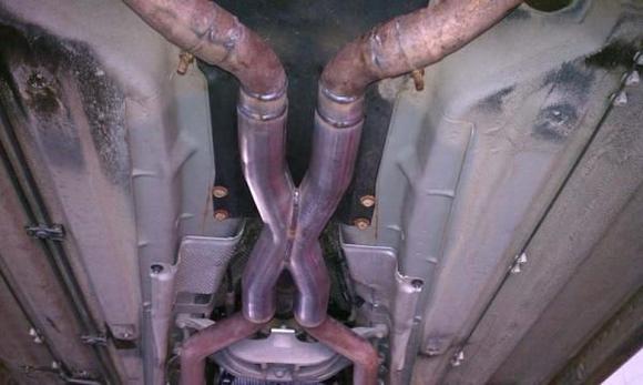 Here's the custom X-pipe made using the mandrel bender at the muffler shop.