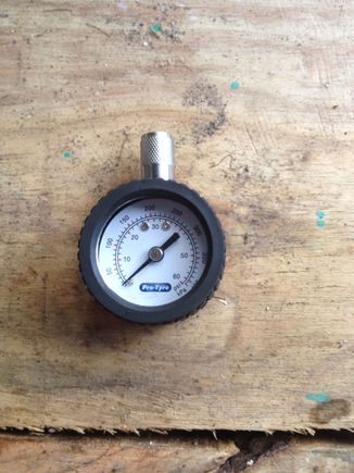 only gauge at auto part shop