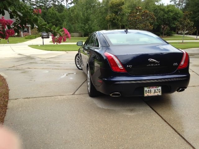 2014 Jaguar XJ - Beautiful Sapphire Blue XJ For Sale - Used - VIN SAJWJ1CDOE8V65807 - 43,000 Miles - 6 cyl - AWD - Automatic - Sedan - Blue - Madisonville, LA 70447, United States