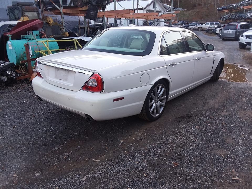 2011 Acura MDX - 2008 XJ8 SWB Part Out - Lynchburg, VA 24501, United States