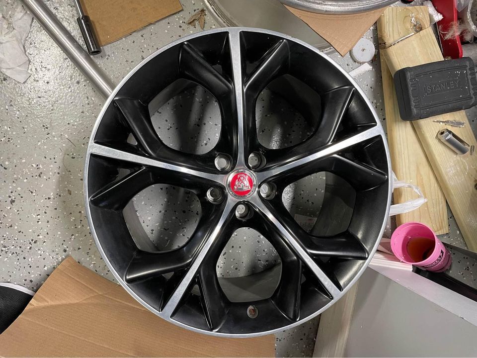 Wheels and Tires/Axles - F-Type R Storm Wheels For Sale - Used - 2013 to 2021 Jaguar F-Type - Highland, MI 48356, United States