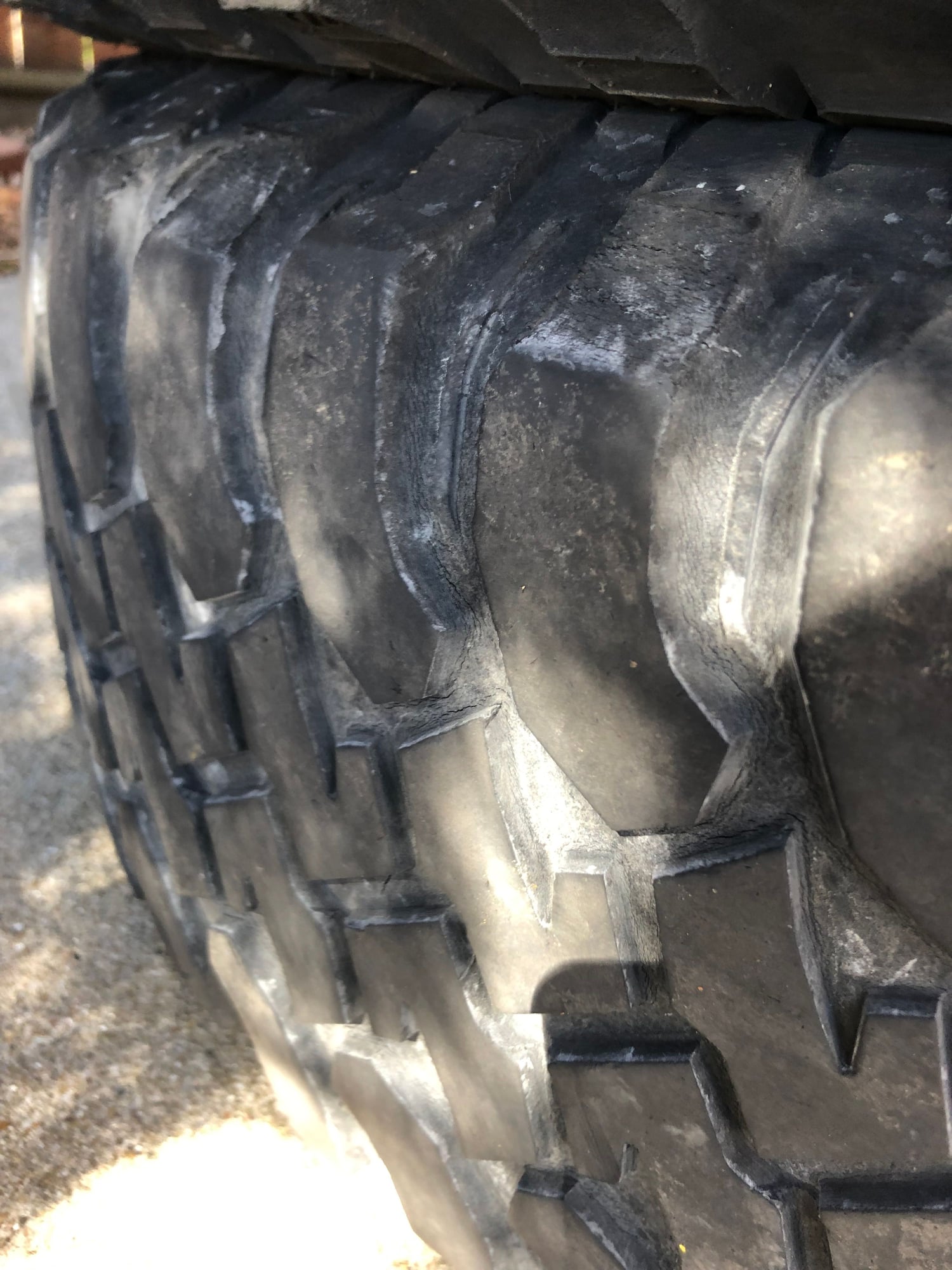 Wheels and Tires/Axles - 4 BFG MTs 255/75/17 - Used - Oak Lawn, IL 60453, United States