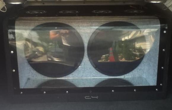 2 12" jbl subs