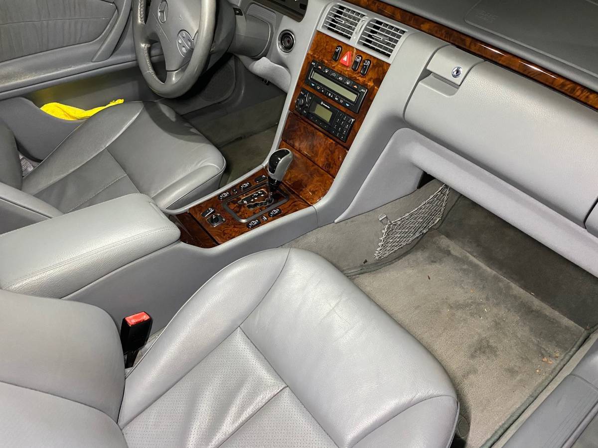 2001 Mercedes-Benz E430 - 2001 Mercedes Benz E430. 100k Miles. Clean Carfax. Clean Title. E 430 - Used - VIN WDBJF70J11X050692 - 101,000 Miles - 8 cyl - 2WD - Automatic - Sedan - White - Hacienda Heights, CA 91745, United States