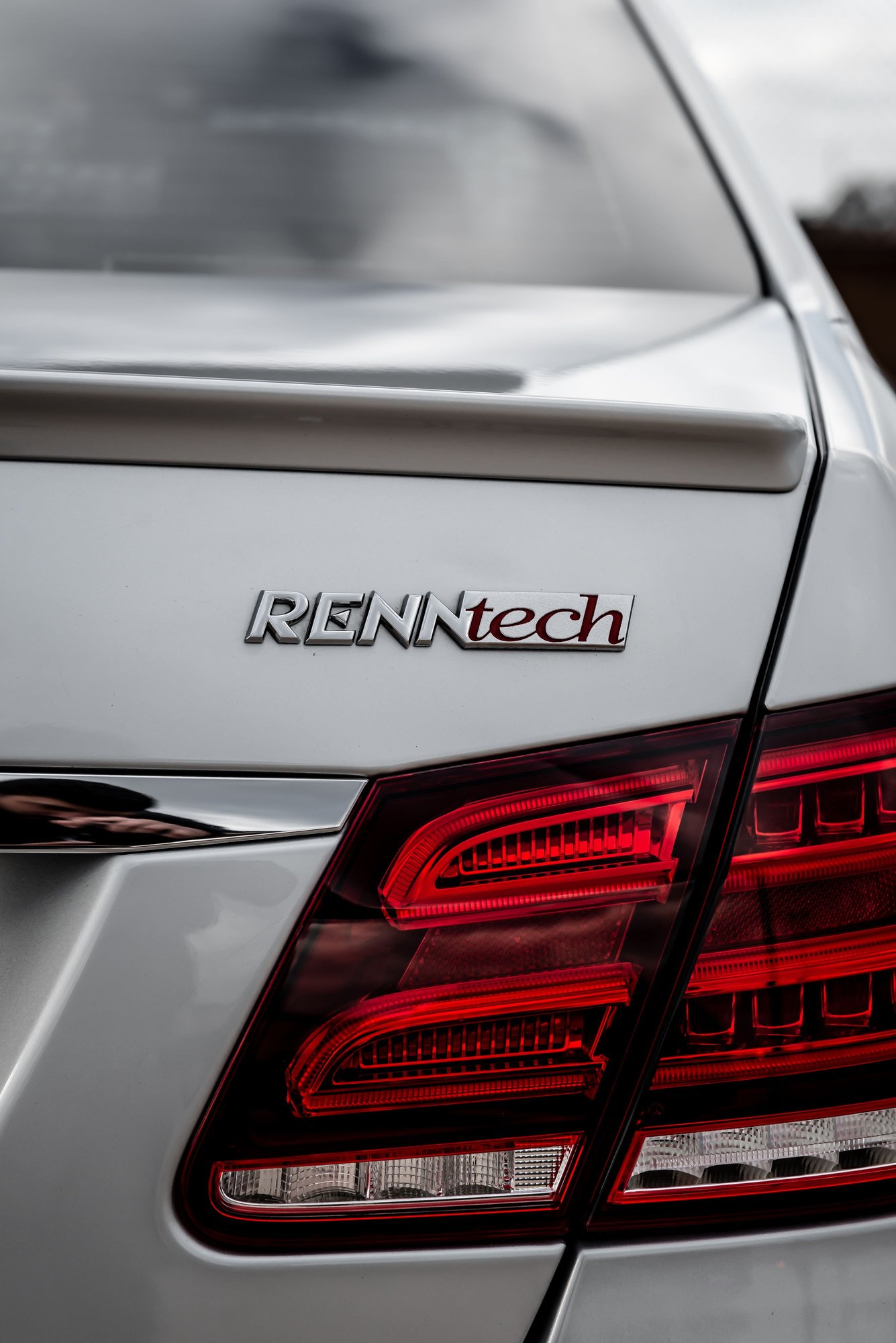 2014 Mercedes-Benz E63 AMG - 2014 Mercedes Benz E63 Renntech - Used - VIN WDDHF9CB8EA940332 - 22,500 Miles - 8 cyl - AWD - Automatic - Sedan - Silver - Queens, NY 11378, United States