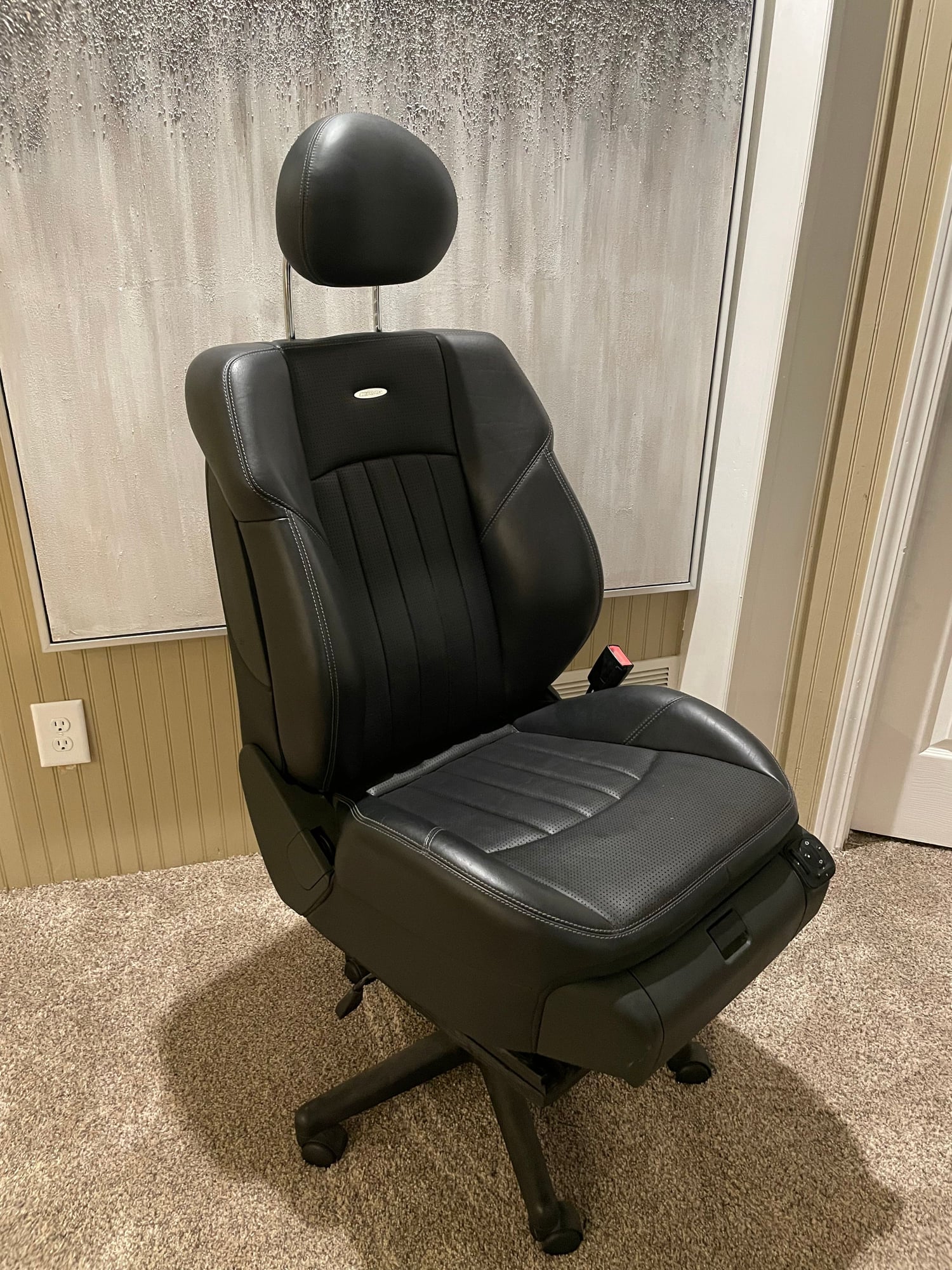 Interior/Upholstery - W211 E55 Office Chair - Used - 2006 to 2011 Mercedes-Benz E55 AMG - Marietta, GA 30068, United States