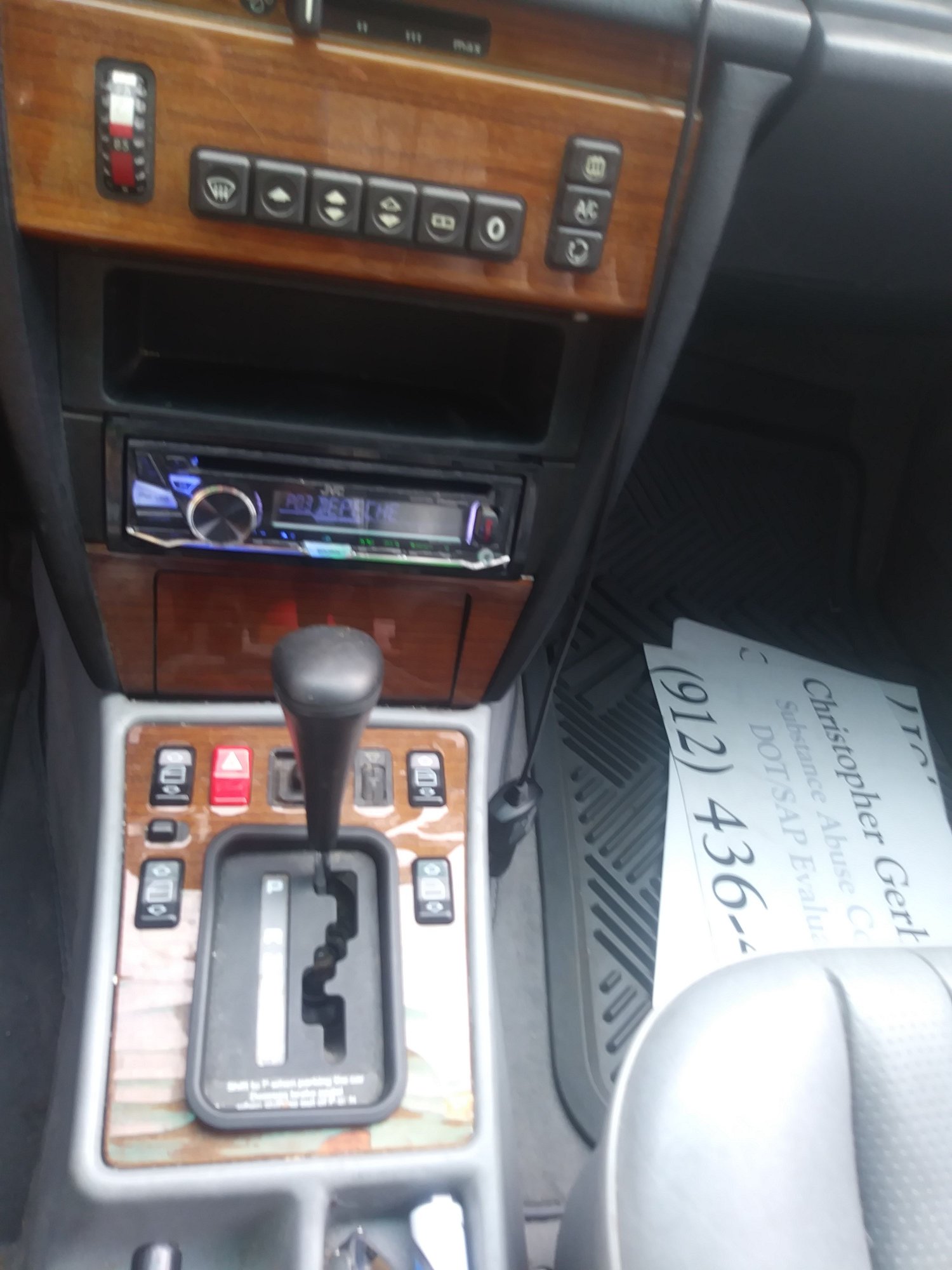 1991 Mercedes-Benz 190E - 1991 190E, 2.6 auto Southern Car - Used - VIN WDBDA29D2MF821327 - 157,000 Miles - 6 cyl - 2WD - Automatic - Sedan - White - Richmond Hill, GA 31324, United States