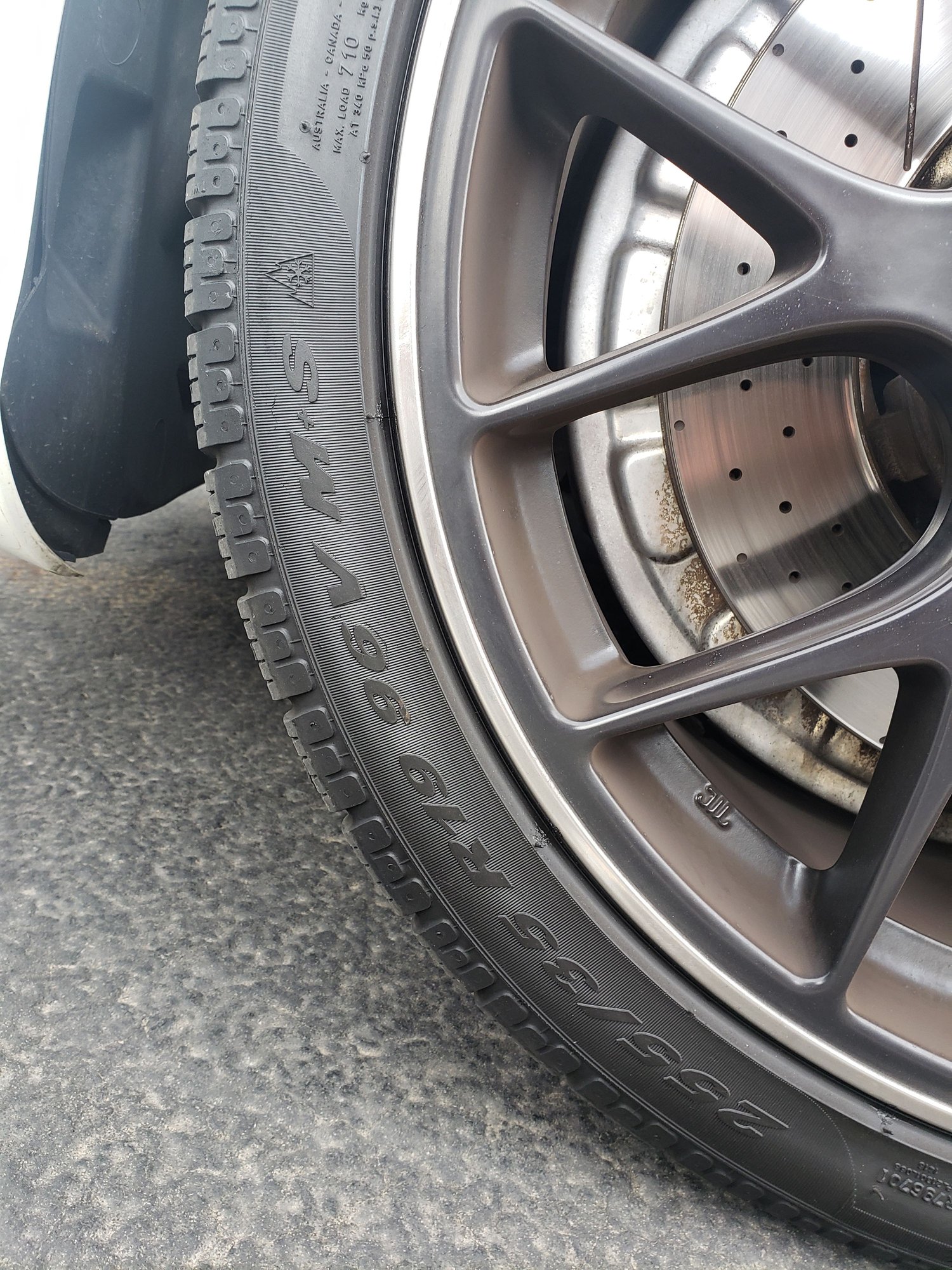 Wheels and Tires/Axles - Set of Pirelli Sottozero winter snow tires - staggered - Used - 0  All Models - Albuquerque, NM 87114, United States