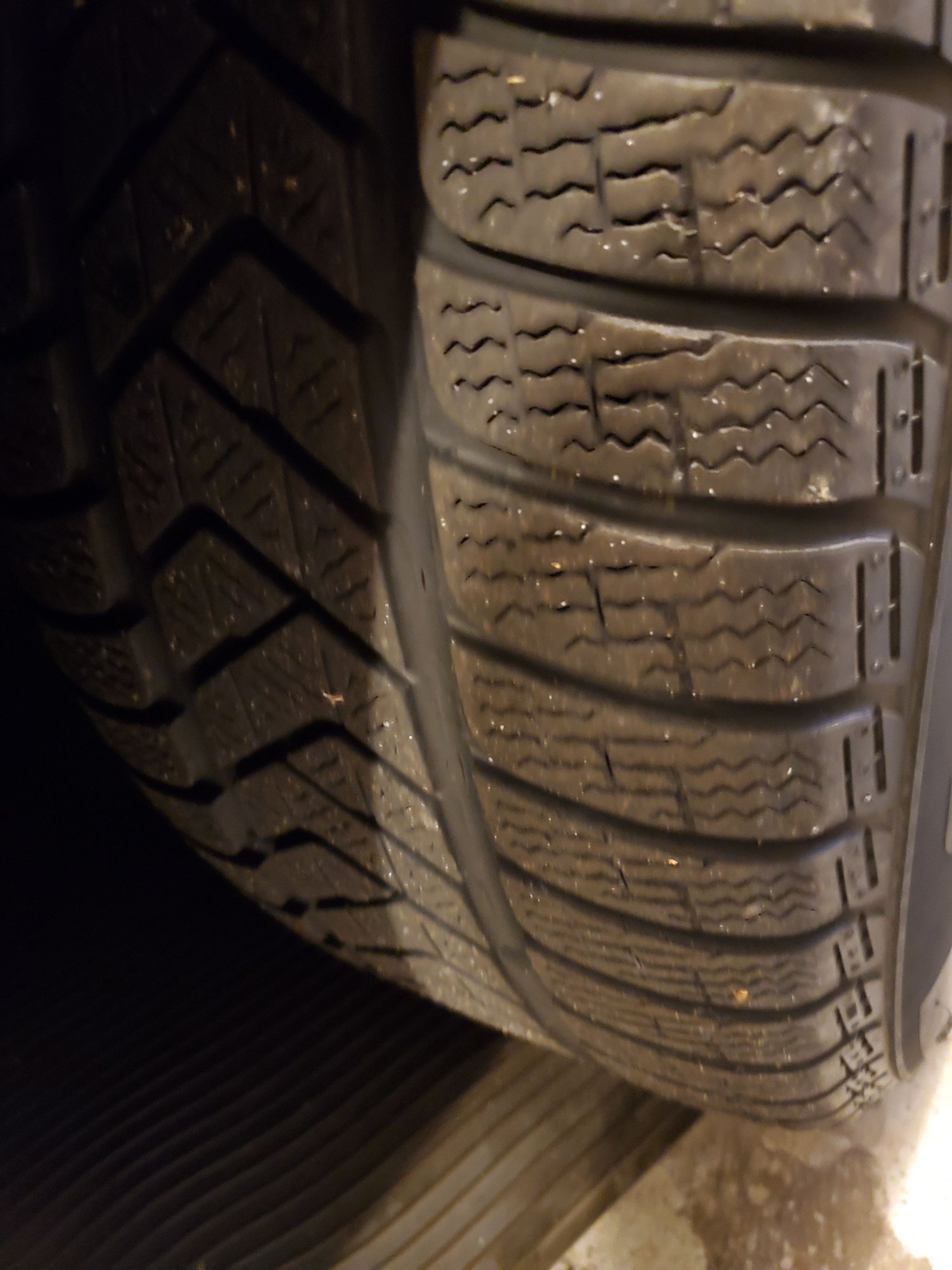 Wheels and Tires/Axles - Pirelli 18" SottoZero 3 Winter Tires - 245/50R18 - Used - All Years Any Make All Models - Huntington, NY 11743, United States