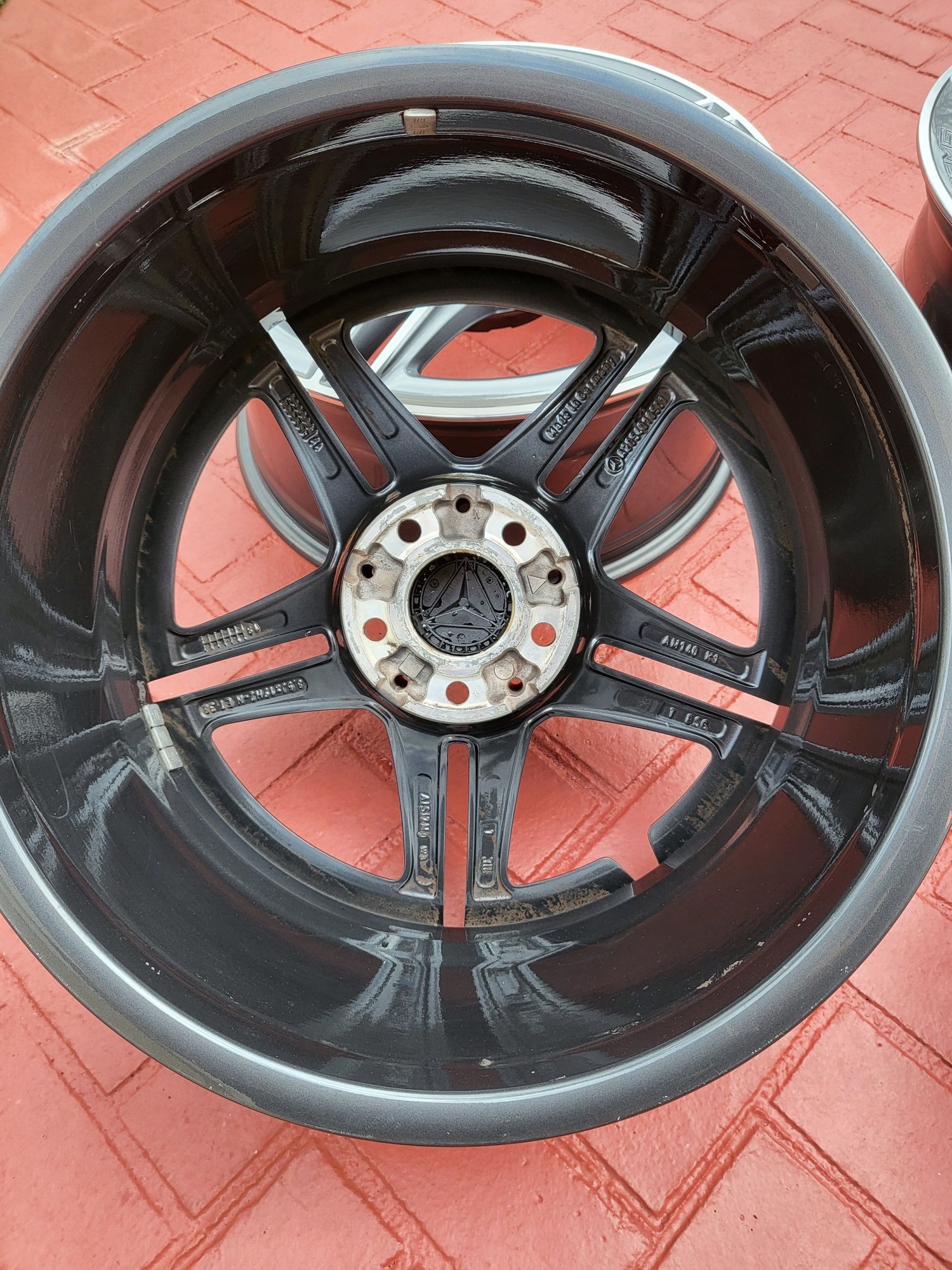 Wheels and Tires/Axles - For sale  set of 19-inch AMG twin 5-spoke wheels - Used - 2017 to 2022 Mercedes-Benz C300 - Miramar, FL 33027, United States