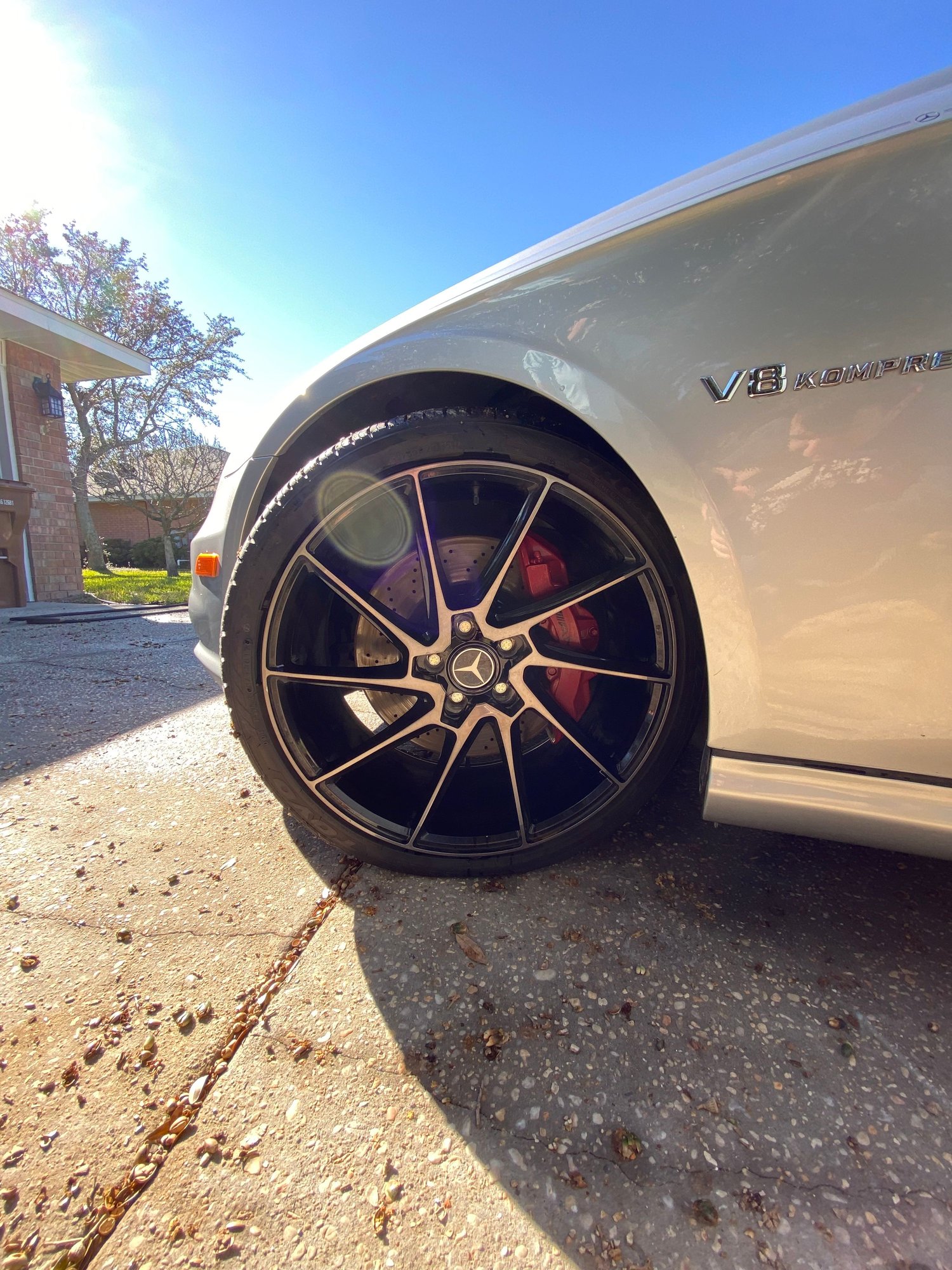 2006 Mercedes-Benz CLS55 AMG - 2006 Mercedes-Benz CLS-Class CLS AMG 55 - Used - VIN wdddj76x16a055240 - 91,500 Miles - 8 cyl - 2WD - Automatic - Sedan - Silver - Navarre, FL 32566, United States