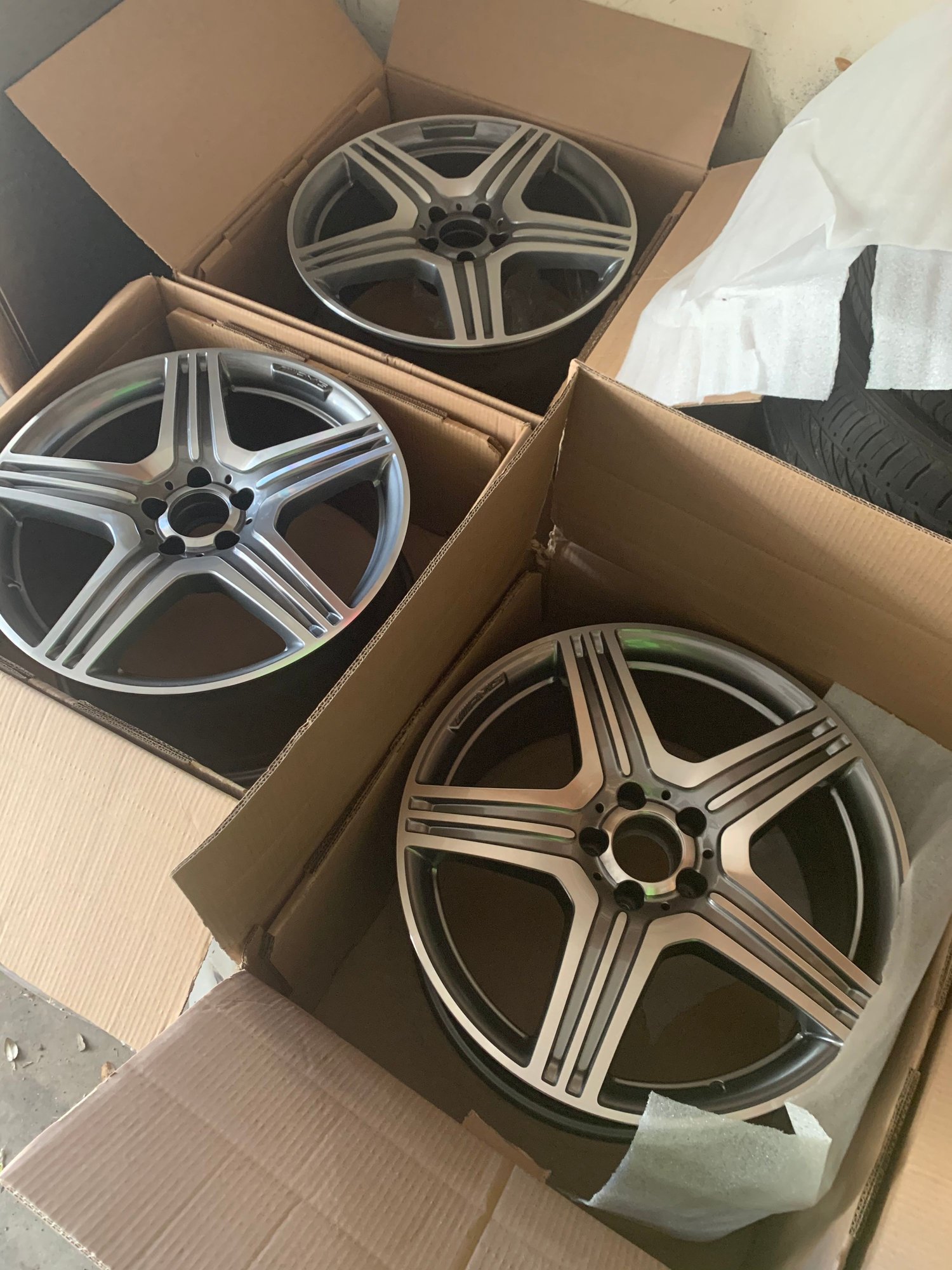 Wheels and Tires/Axles - Stock AMG rims 2012 CLS 63 - Used - 2012 Mercedes-Benz CLS63 AMG - Cincinnati, OH 45245, United States