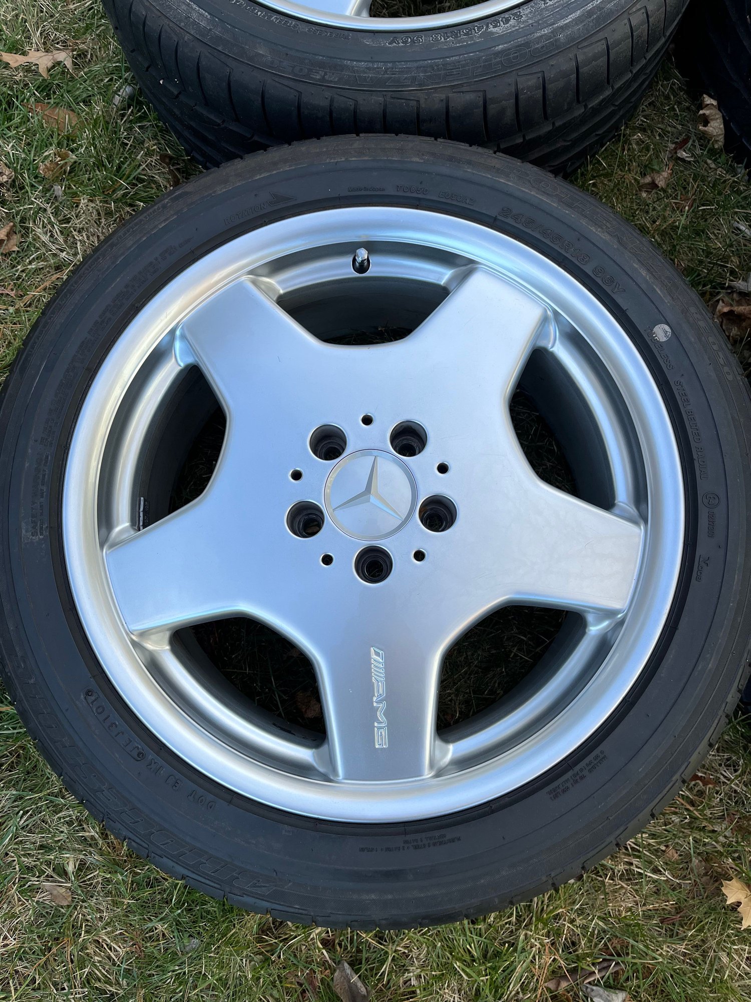 Wheels and Tires/Axles - 18” AMG monoblock wheels - Used - 0  All Models - West Hartford, CT 06107, United States