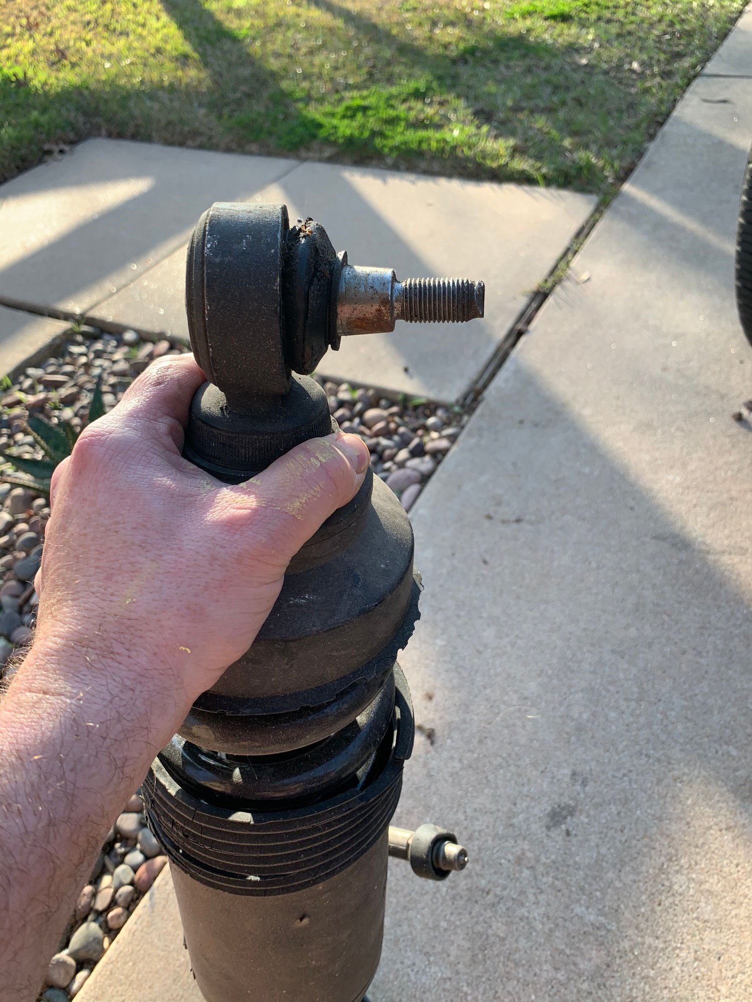 Steering/Suspension - Original ABC struts pulled off a 2004 SL55 AMG - Used - 2003 to 2009 Mercedes-Benz SL-Class - Austin, TX 78745, United States