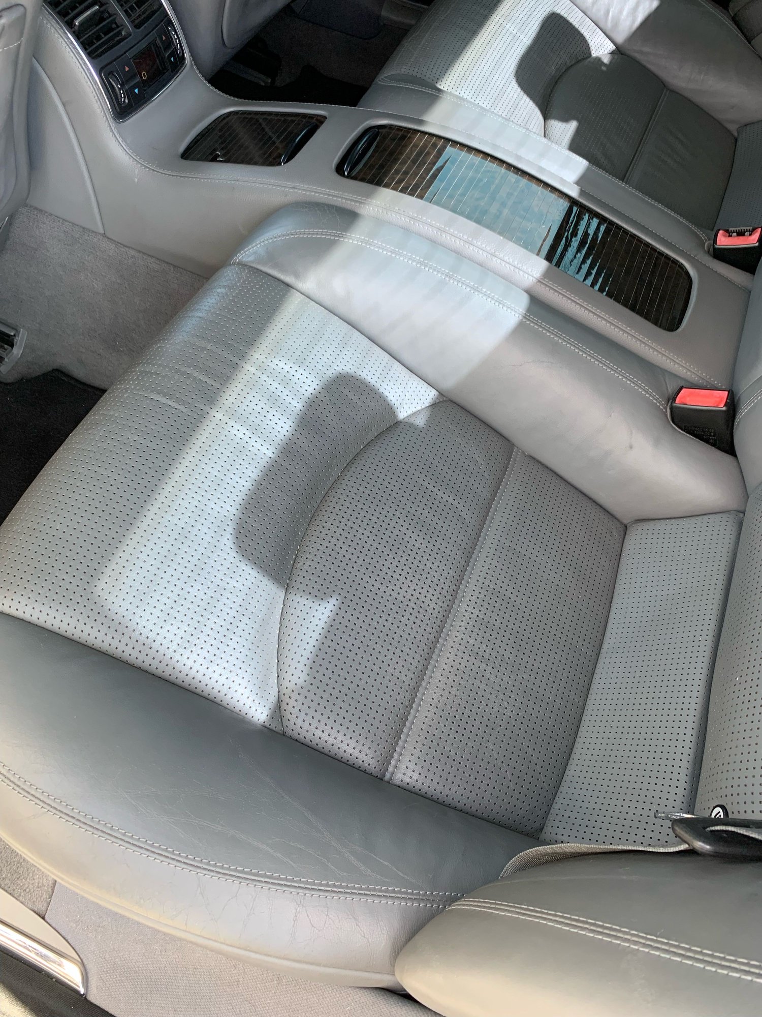 2006 Mercedes-Benz CLS55 AMG - Mint Cls55 for sale - Used - VIN WDDDJ76X66A040877 - 150,000 Miles - 8 cyl - 2WD - Automatic - Sedan - Silver - Los Angeles, CA 90012, United States