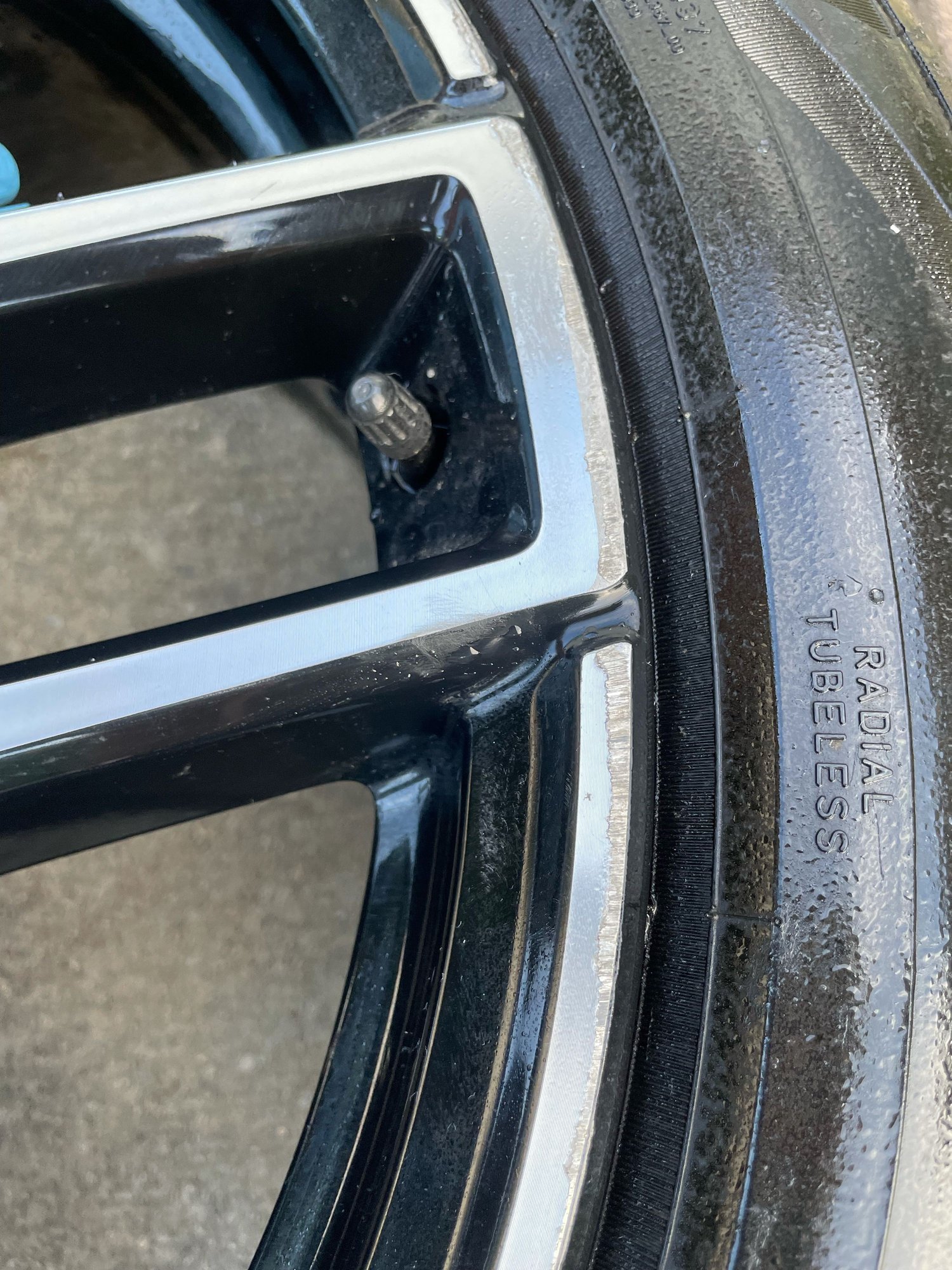 Wheels and Tires/Axles - 21” GLE43 AMG OEM Wheels & Tires - Used - 2016 to 2018 Mercedes-Benz GLE43 AMG - Hoschton, GA 30548, United States