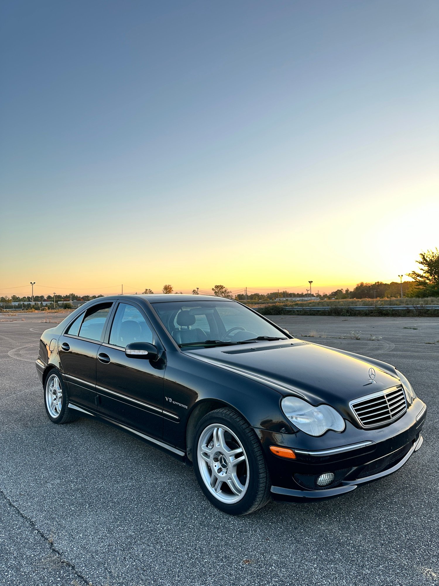 2003 Mercedes-Benz C32 AMG - 2003 C32 AMG - Used - VIN WDBRF65J53F395125 - 104,000 Miles - 6 cyl - 2WD - Automatic - Sedan - Black - Columbus, OH 43213, United States