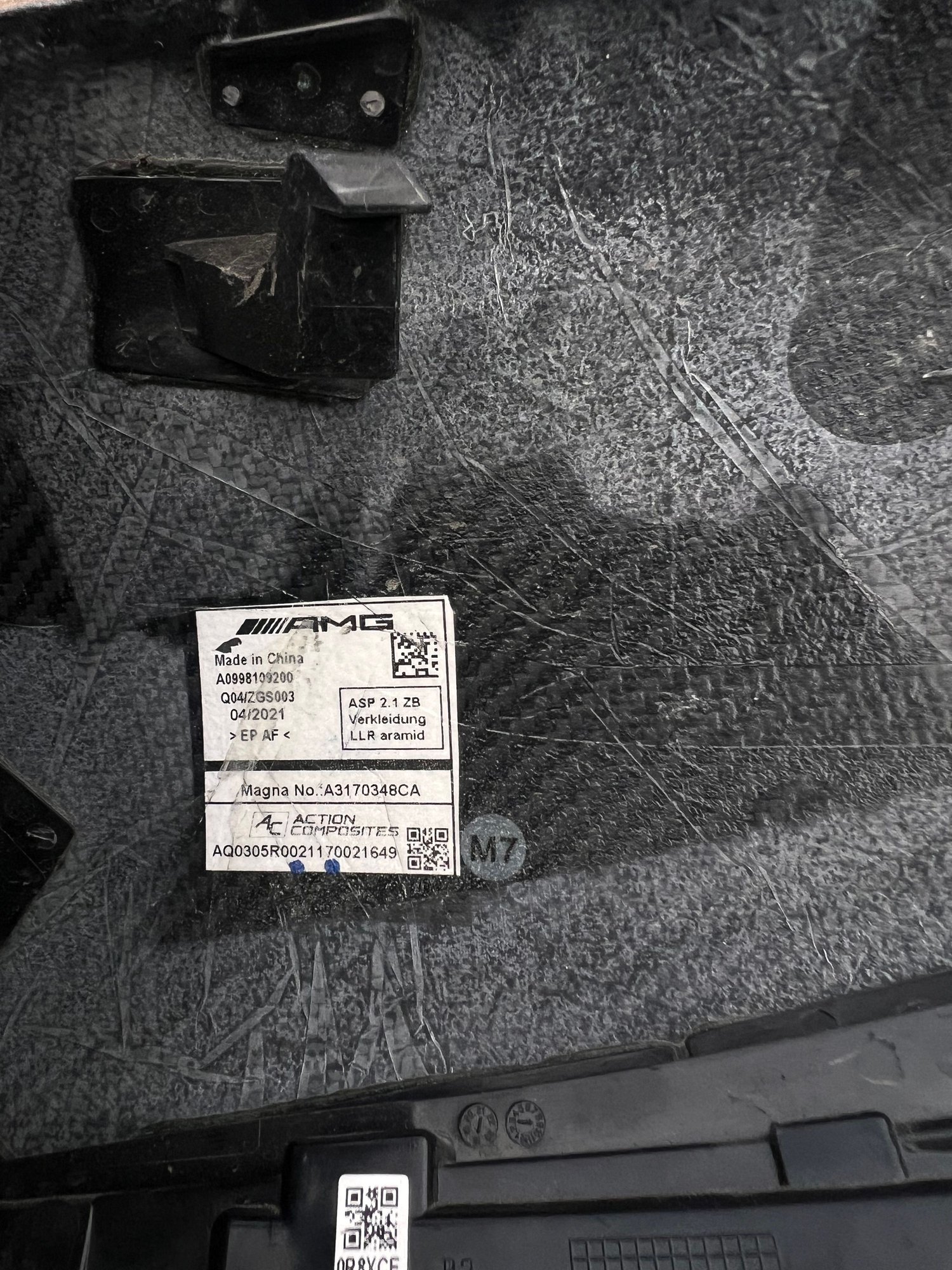 Exterior Body Parts - W205 / X253 OEM Carbon Mirror Caps - Used - West Linn, OR 97068, United States