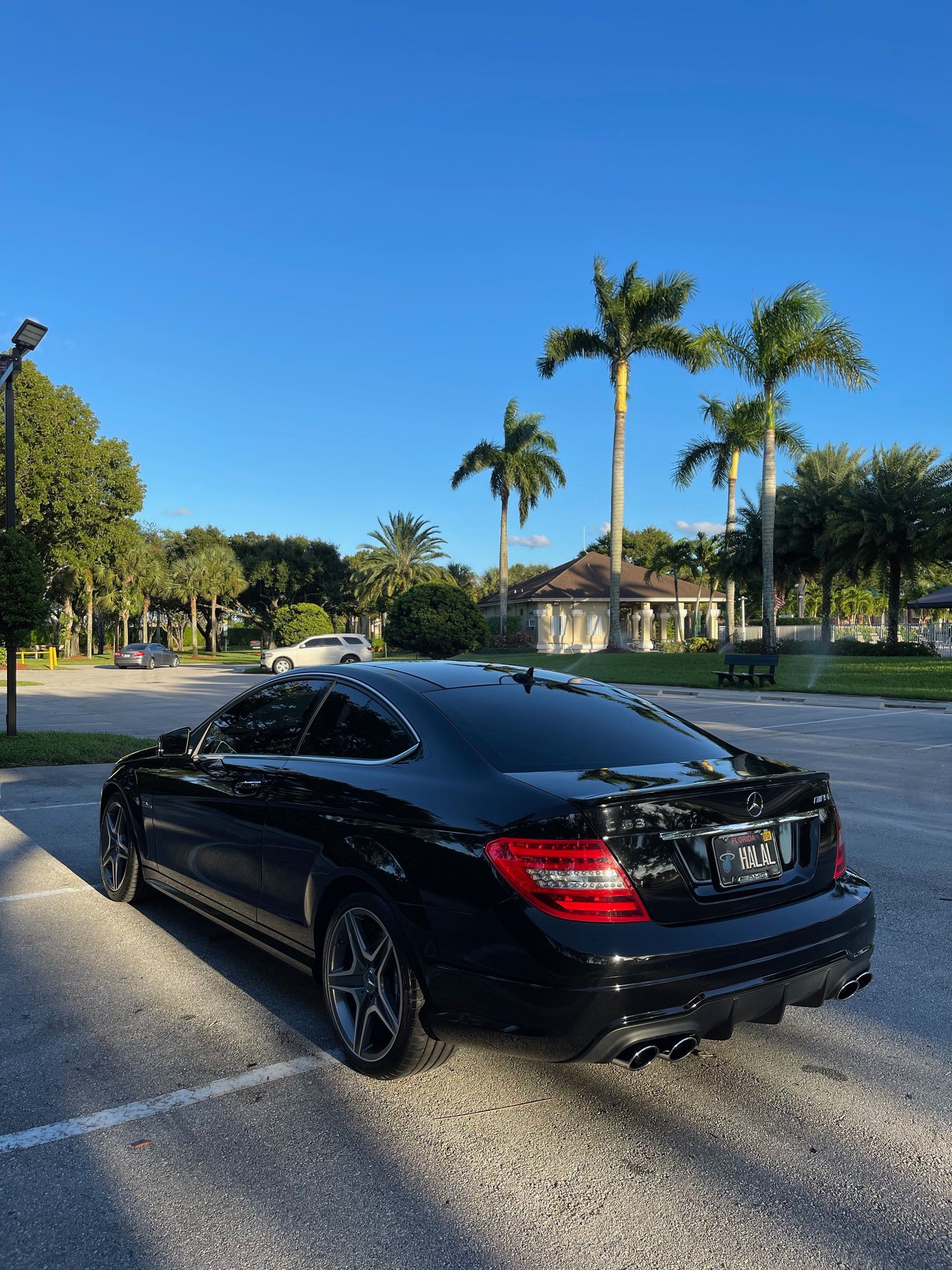 2012 Mercedes-Benz C63 AMG - 2012 Mercedes-Benz C63 AMG - Used - VIN WDDGJ7HB1CF784707 - 94,000 Miles - 8 cyl - 2WD - Automatic - Coupe - Black - Boca Raton, FL 33496, United States