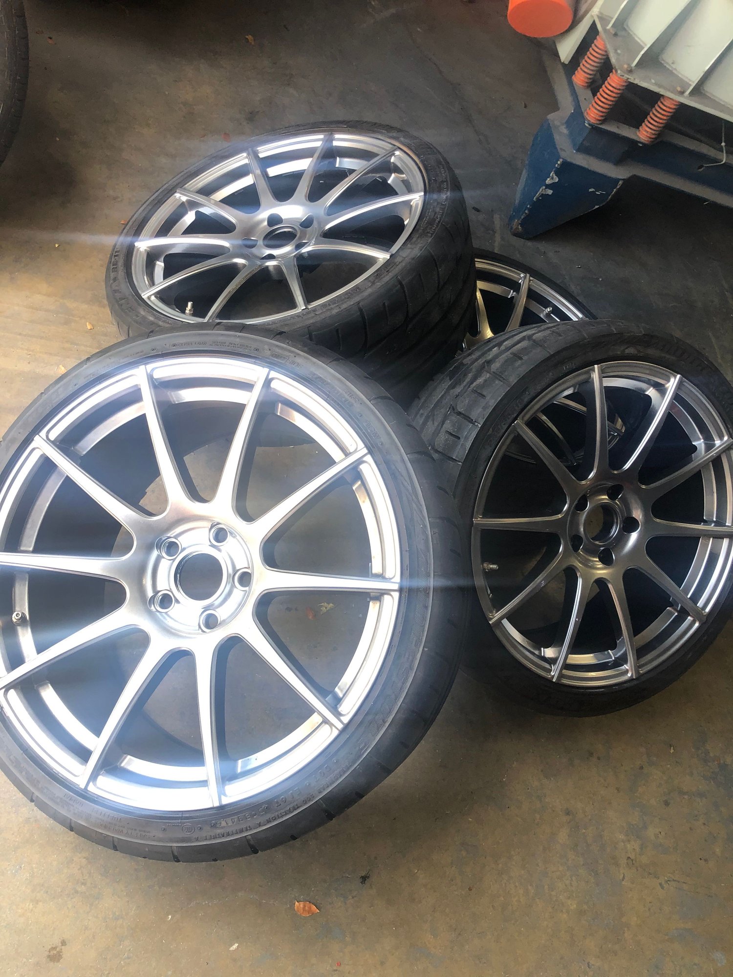 2013 Mercedes-Benz C63 AMG - FS: 2013 C63 AMG Sedan (P31) w/ extras - Used - VIN WDDGF7HB5DA859649 - 37,750 Miles - 8 cyl - 2WD - Automatic - Sedan - Silver - Miami Lakes, FL 33014, United States