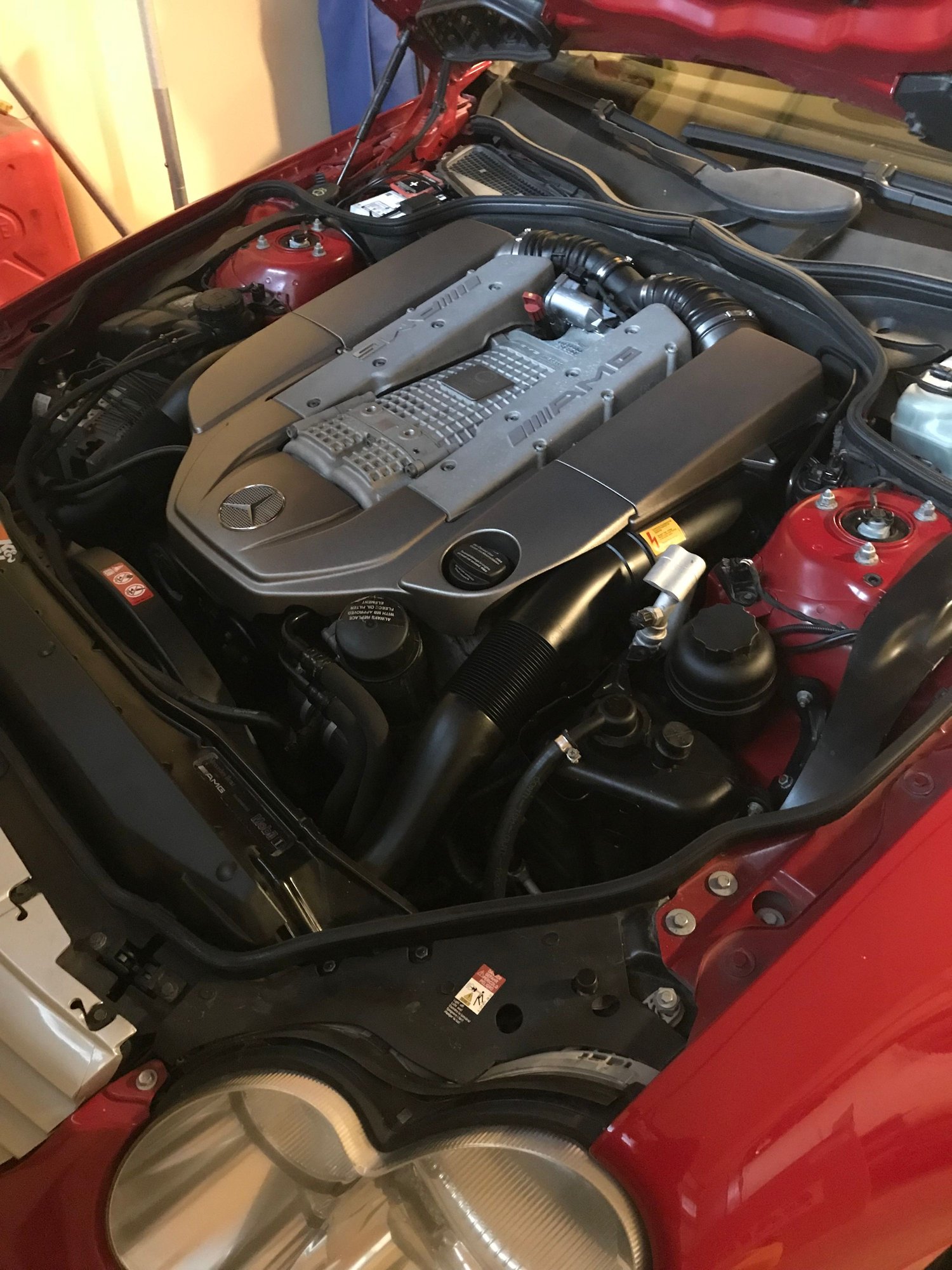 2005 Mercedes-Benz SL55 AMG - 2005 SL55 AMG - Used - VIN wdbsk74f45f089830 - 8 cyl - 2WD - Automatic - Convertible - Red - Norwich, ON N0J1P0, Canada