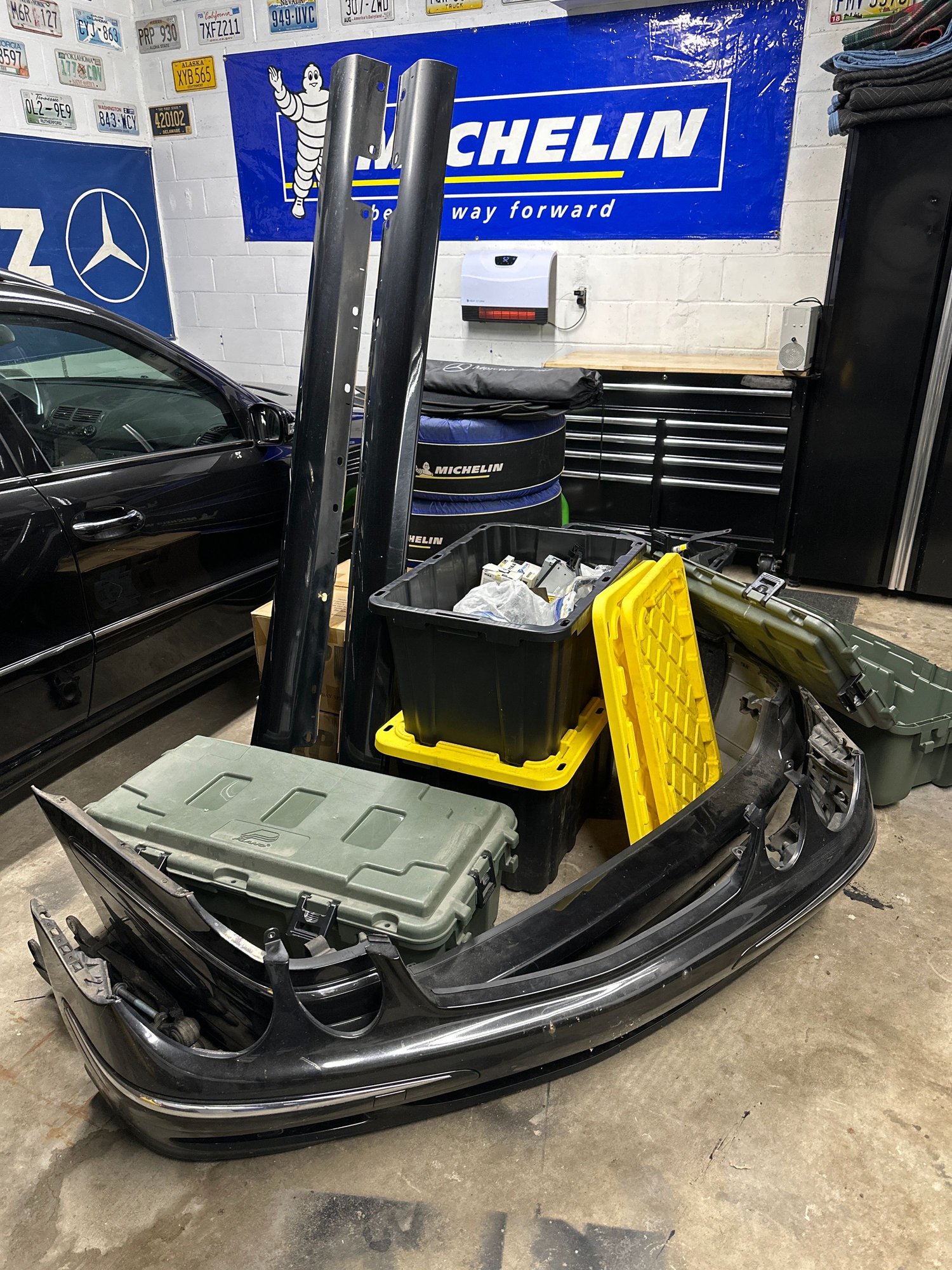 2006 Mercedes-Benz E500 - Massive Garage Sale! Possible Part out.  Wagon parts and more! - Bayside, NY 11360, United States