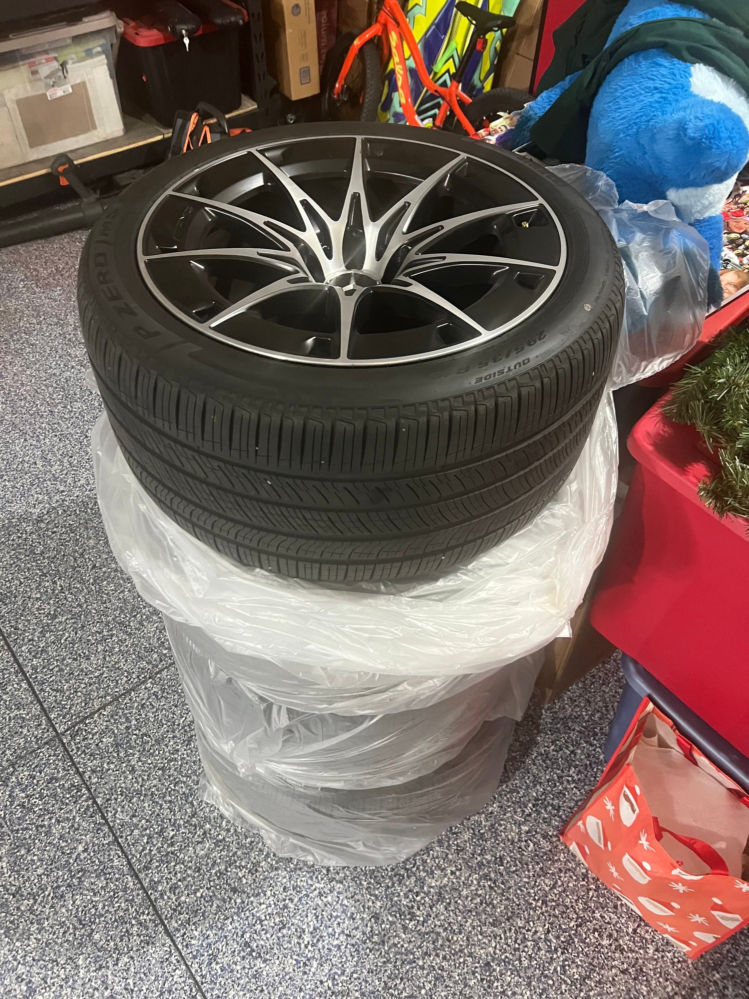 Wheels and Tires/Axles - 19" AMG Wheels and Pirelli Run Flat tires off of a '25 CLE53 AMG - Used - 2025 Mercedes-Benz CLE-Class - Monument, CO 80132, United States