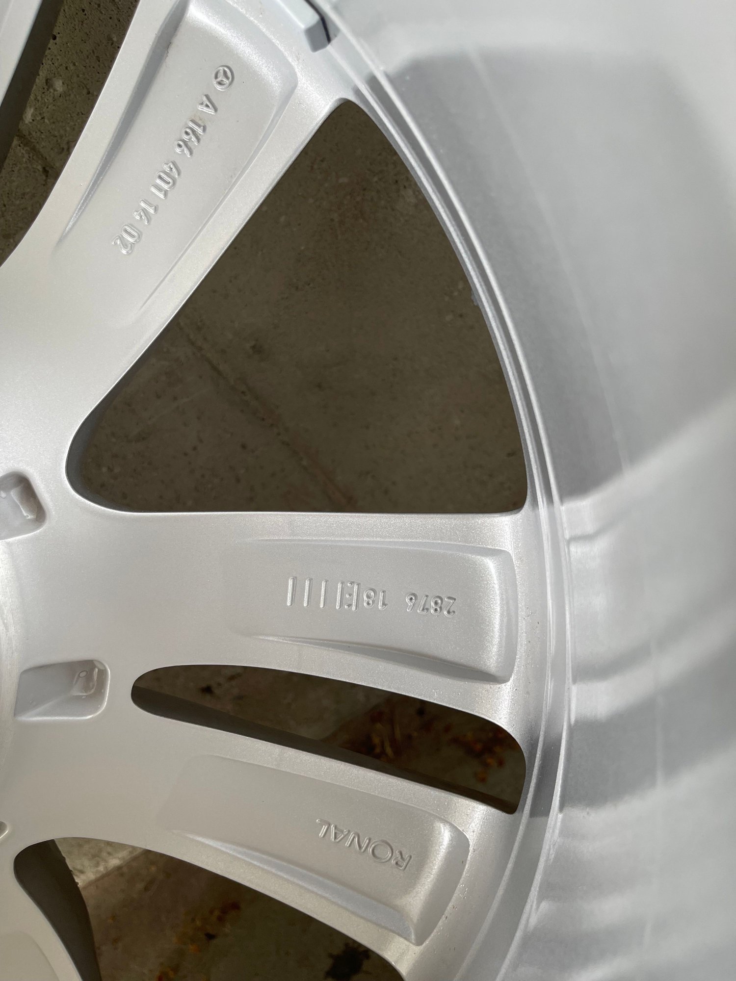 Wheels and Tires/Axles - GL/GLS Factory Winter Wheel & Tire Set - Used - All Years Mercedes-Benz GLS-Class - All Years Mercedes-Benz GL450 - Leominster, MA 01453, United States