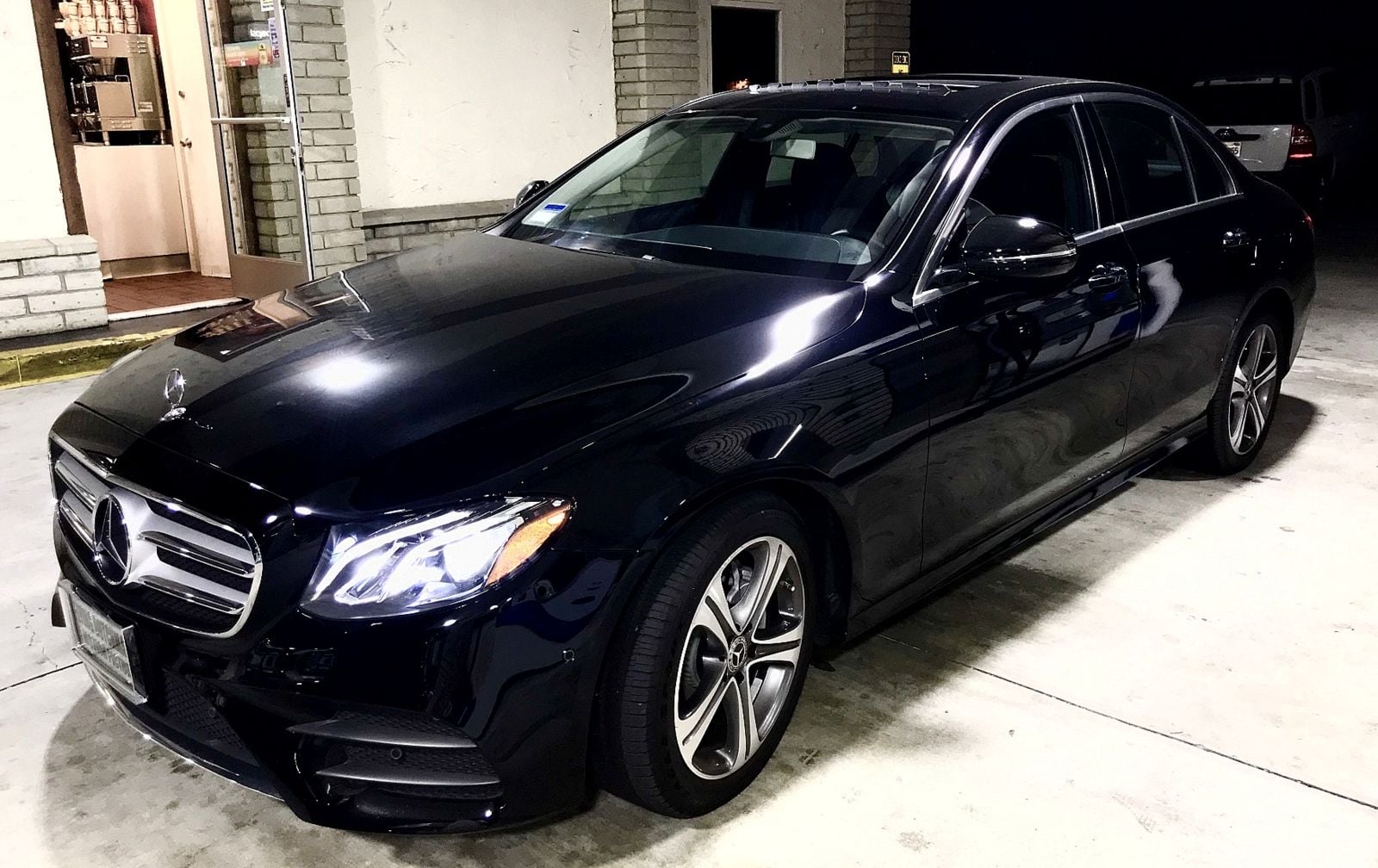 2018 Mercedes-Benz E300 - 2018 MERCEDES BENZ E300 LEASE TAKEOVER, VERY LOW PAYMENT: $566 / MO - Used - VIN WDDZF4JBXJA311109 - 10,200 Miles - 4 cyl - 2WD - Automatic - Sedan - Black - Westlake Village, CA 91361, United States