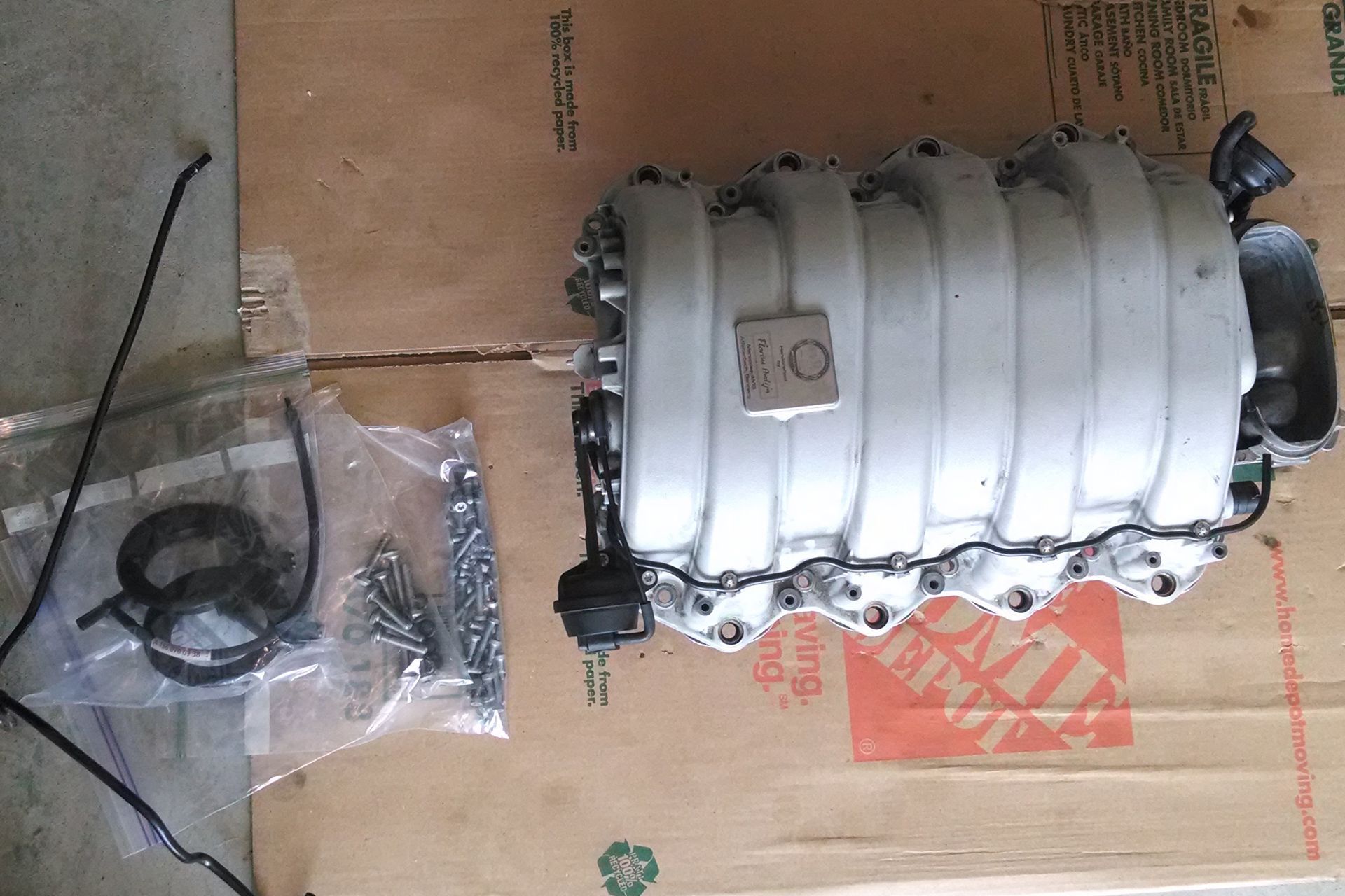 FREE AMG M156 intake manifold (part A 156 141 08 01)
