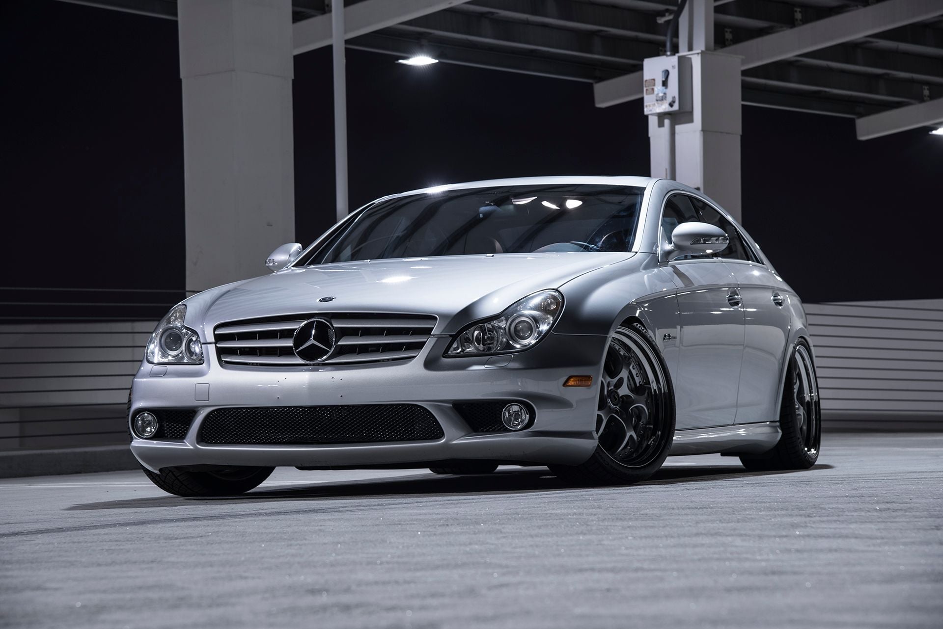 2008 Mercedes-Benz CLS63 AMG - 2008 CLS63 Factory P030 and Factory Carbon Fiber Interior $20K in Tasteful Mods - Used - VIN WDDDJ77X18A125112 - 57,000 Miles - 8 cyl - 2WD - Automatic - Sedan - Silver - Irvine, CA 92602, United States