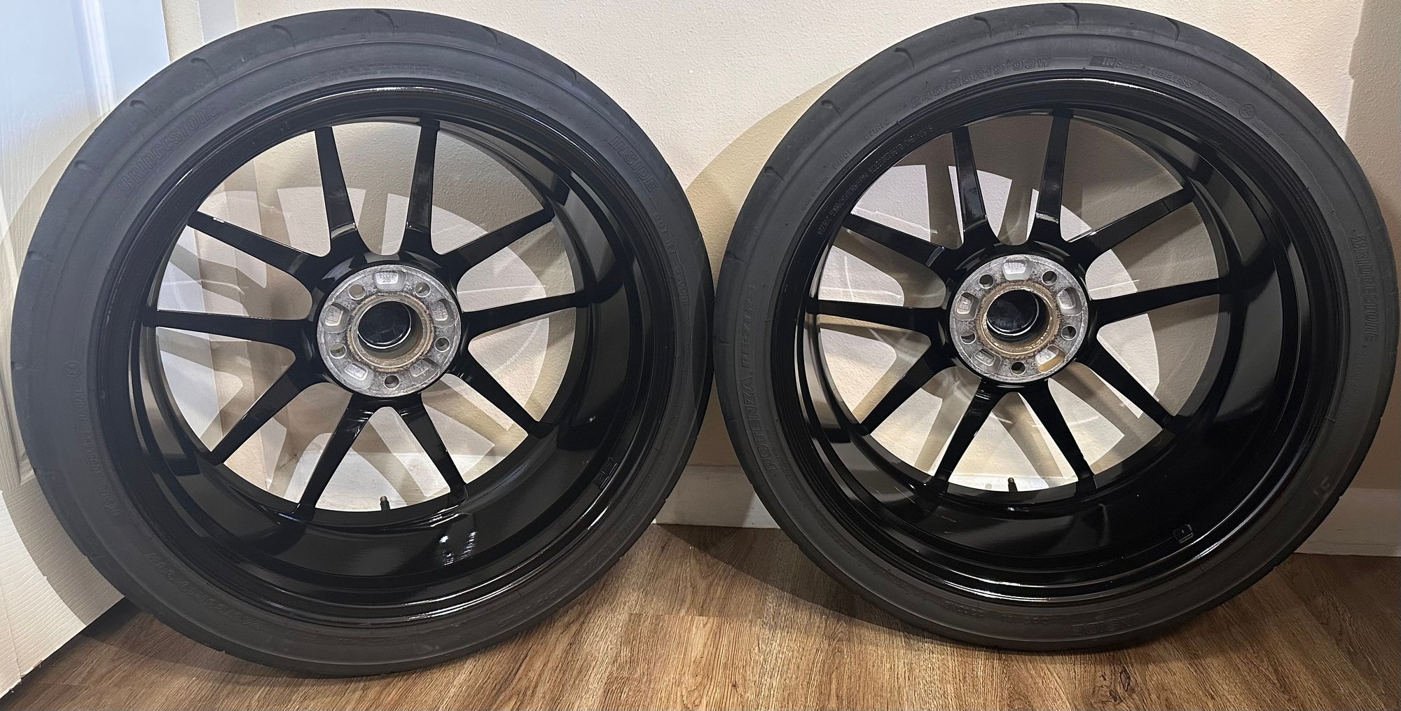 Wheels and Tires/Axles - C63S sedan OZ Leggara and bridgestone RE71RS - Used - -1 to 2027  All Models - Fort Myers, FL 33901, United States