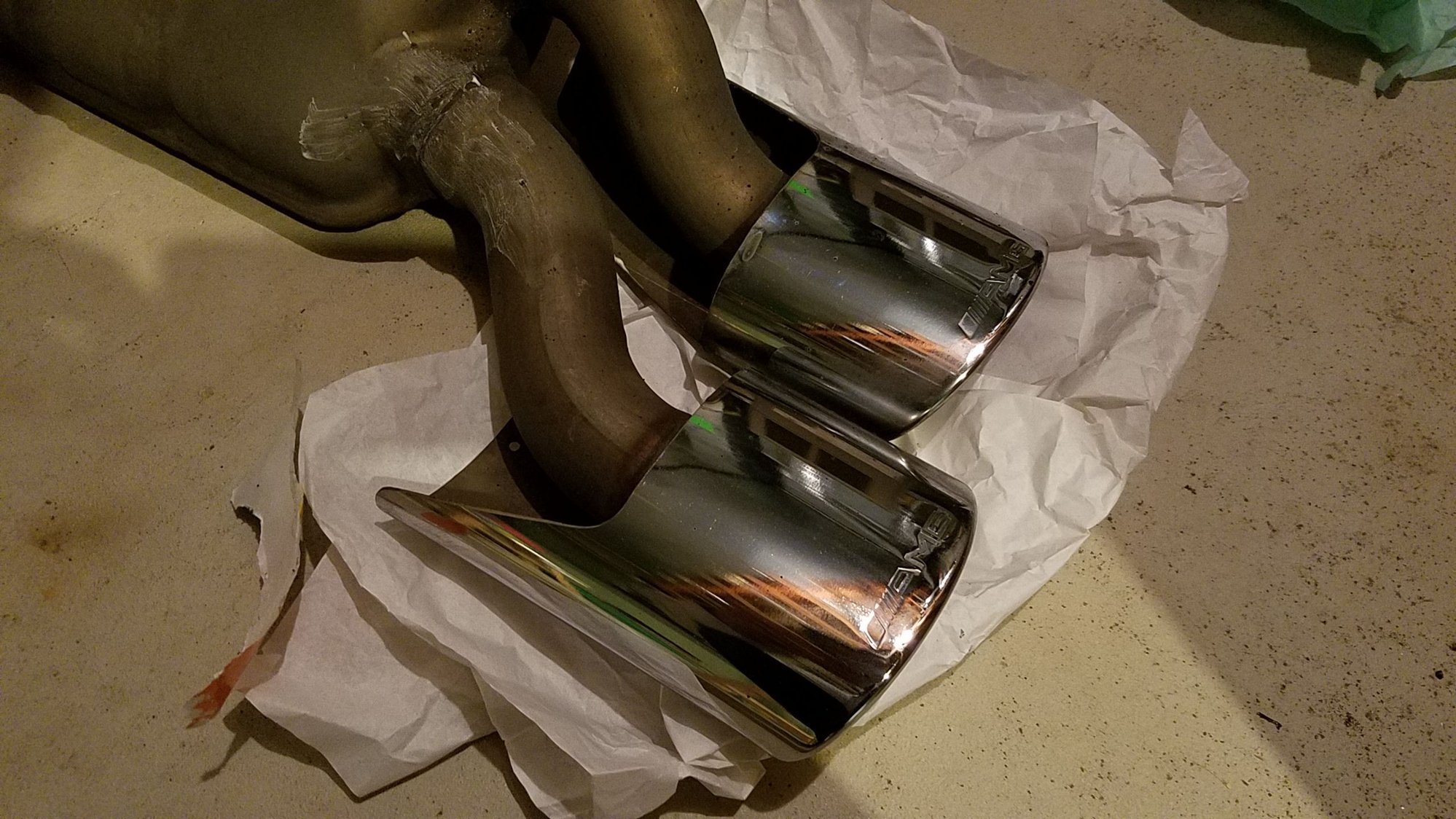 Engine - Exhaust - E55 AMG Mufflers Very Clean - Used - 2004 to 2006 Mercedes-Benz E55 AMG - Exton, PA 19341, United States