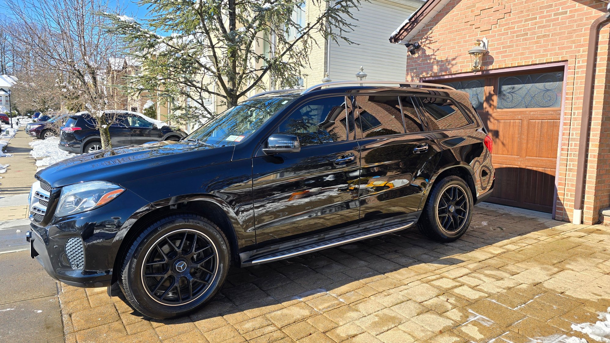 2018 Mercedes-Benz GLS450 - 2018 Mercedes-Benz GLS 450 4Matic - Used - VIN 4JGDF6EEXJB160766 - 87,500 Miles - Black - Staten Island, NY 10312, United States