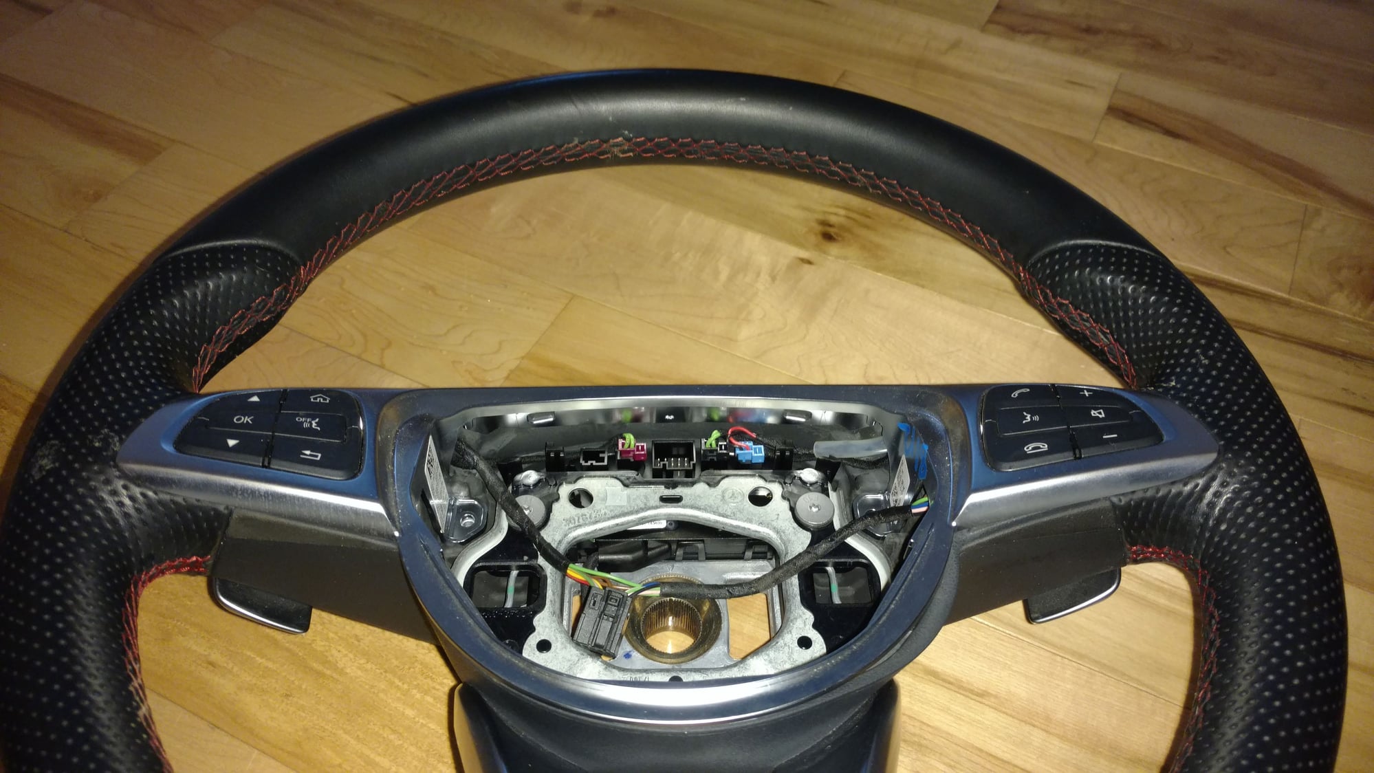 Interior/Upholstery - Mercedes Benz C Class  2016 450 AMG Steering Wheel - Used - All Years Mercedes-Benz C450 AMG - Wallington, NJ 07057, United States