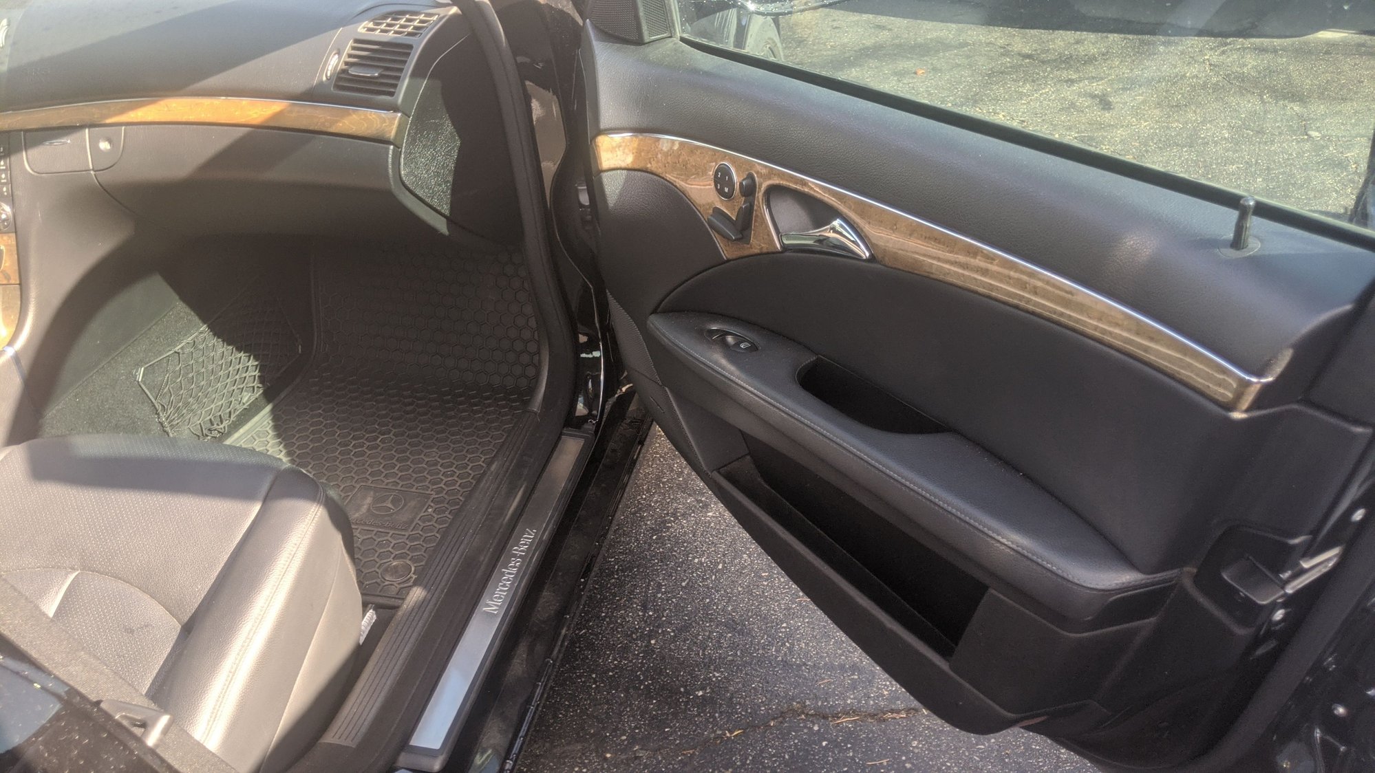 2008 Mercedes-Benz E350 - 08 E350 Sport - Used - VIN WDBUF56X28B270217 - 89,000 Miles - 6 cyl - 2WD - Automatic - Sedan - Black - Azusa, CA 91702, United States