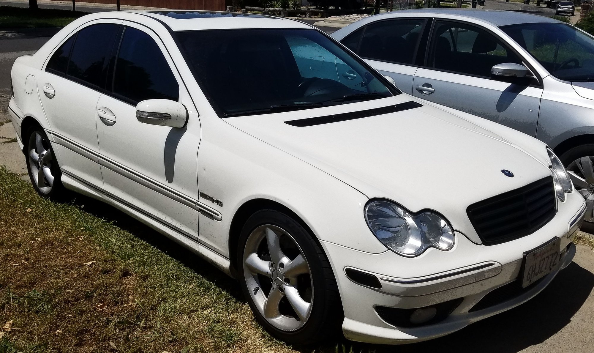 Facelift For Mercedes Benz W211 E-Class 4 Fin 07-09 Matte Black Front  Grille ABS 