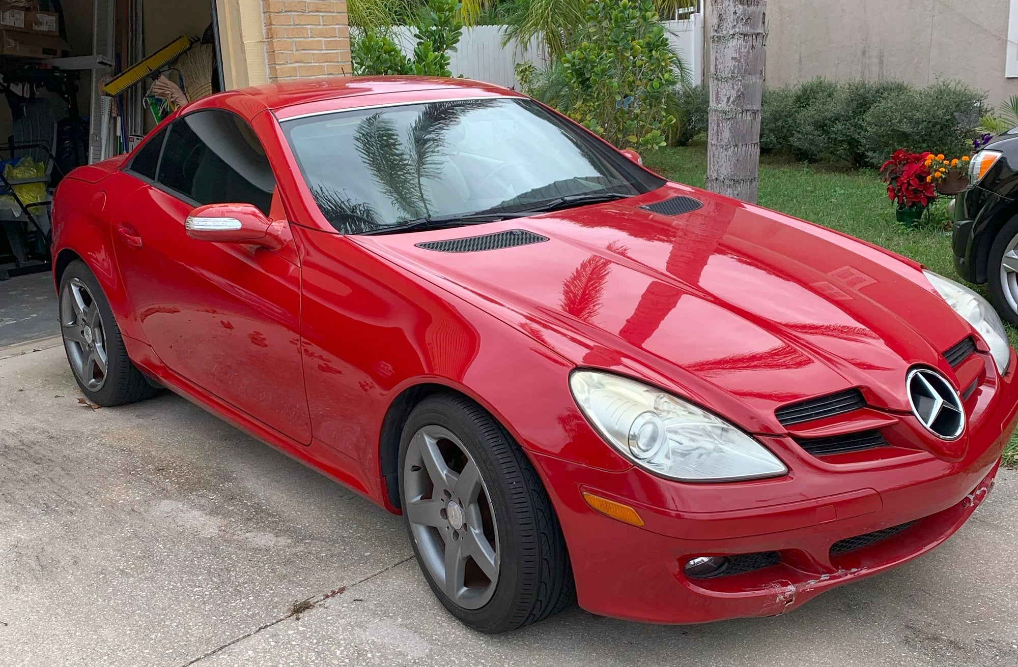 2006 Mercedes-Benz SLK280 - 2006 SLK-280  selling: $7400.00 USD - Used - VIN WDBWK54F96F123851 - 97,000 Miles - 6 cyl - 2WD - Automatic - Convertible - Red - Orlando, FL 32765, United States