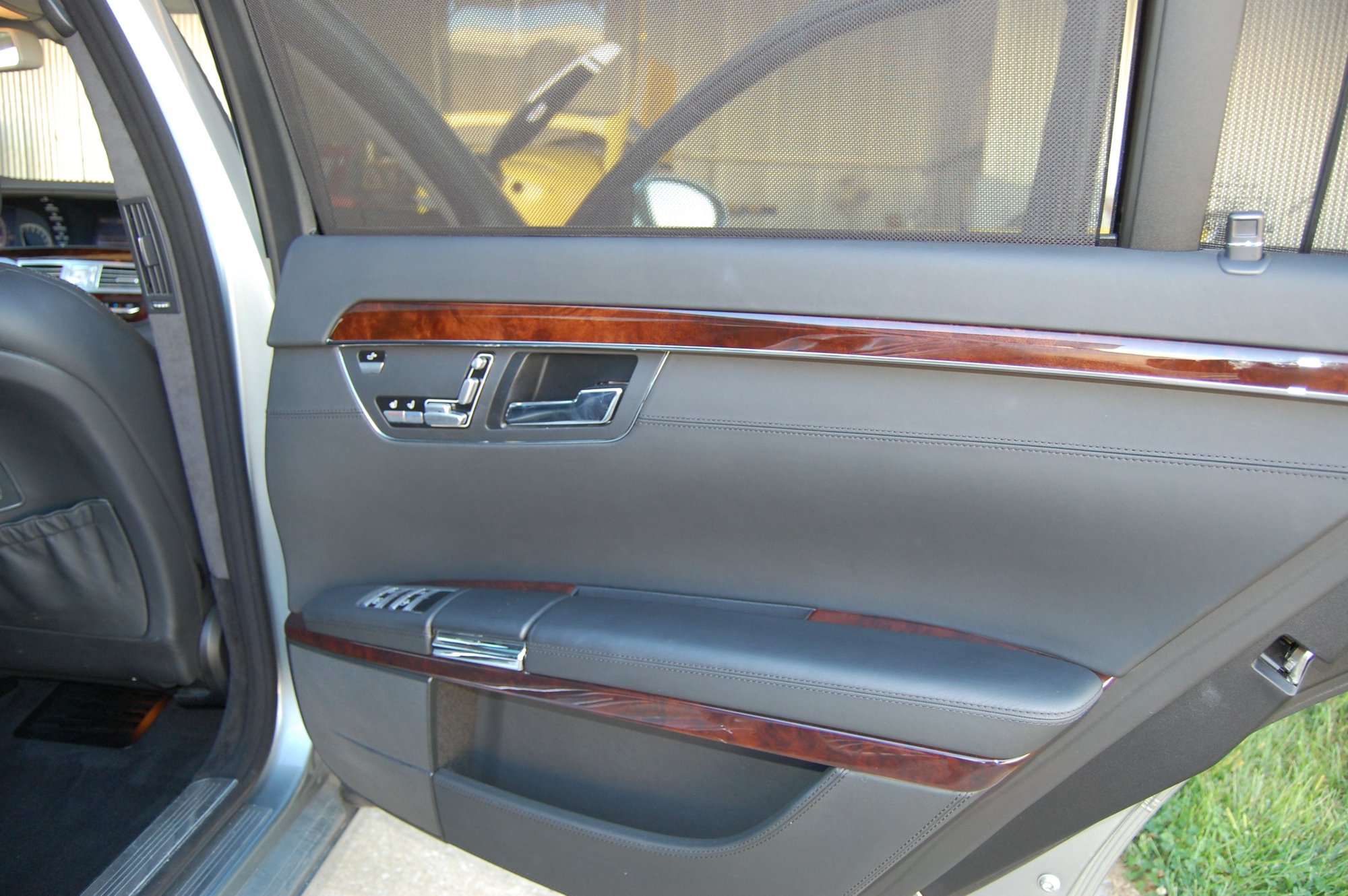 2007 Mercedes-Benz S600 - 2007 S600 50K miles CLEAN - Used - VIN WDDNG76XX7A093893 - 50,500 Miles - 12 cyl - 2WD - Automatic - Sedan - Gray - Omaha, NE 68130, United States