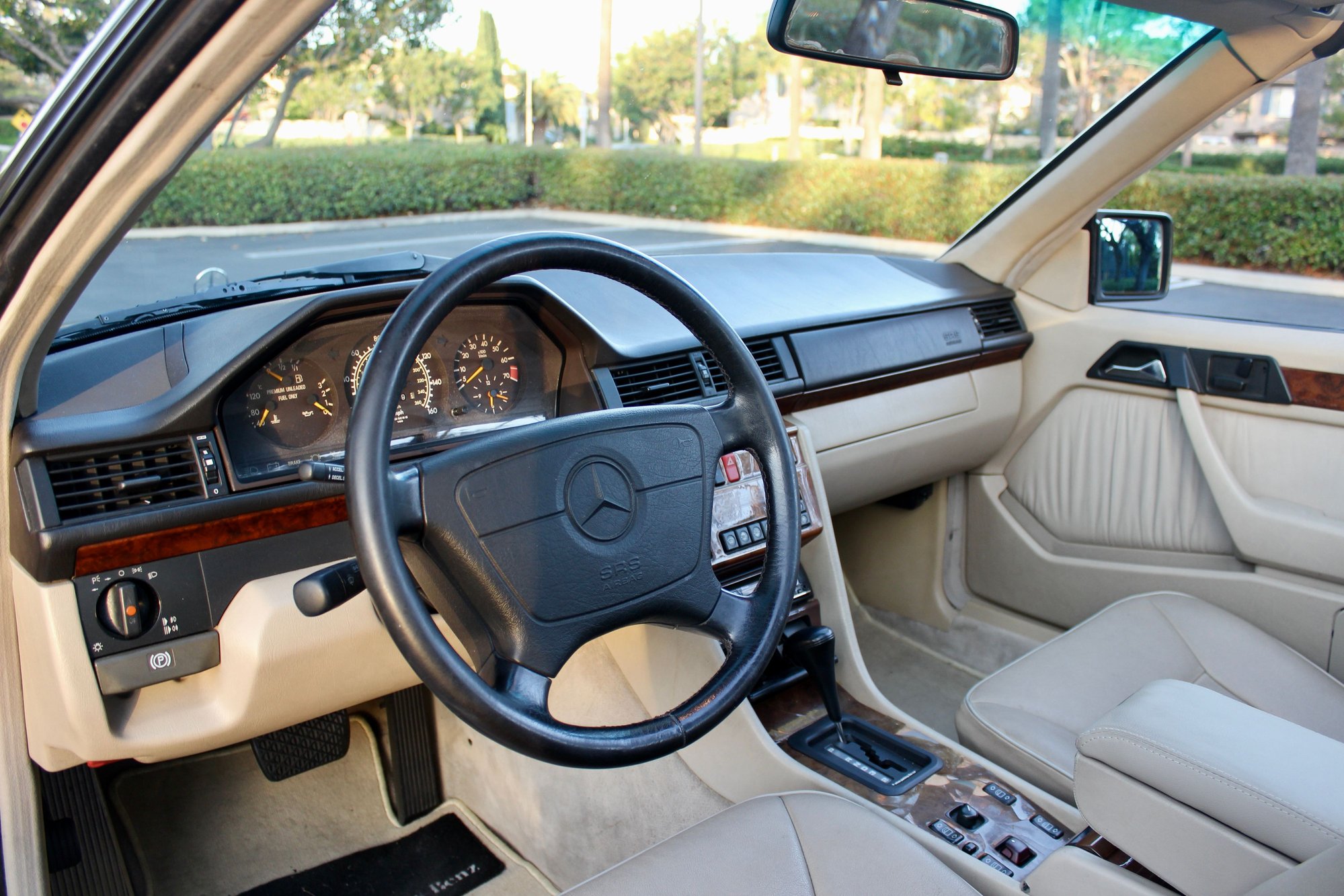 1994 Mercedes-Benz E320 - 1994 Mercedes-Benz E320 Cabriolet Convertible - Used - VIN WDBEA66EXRC049872 - 141,000 Miles - 6 cyl - 2WD - Automatic - Convertible - Black - Irvine, CA 92606, United States