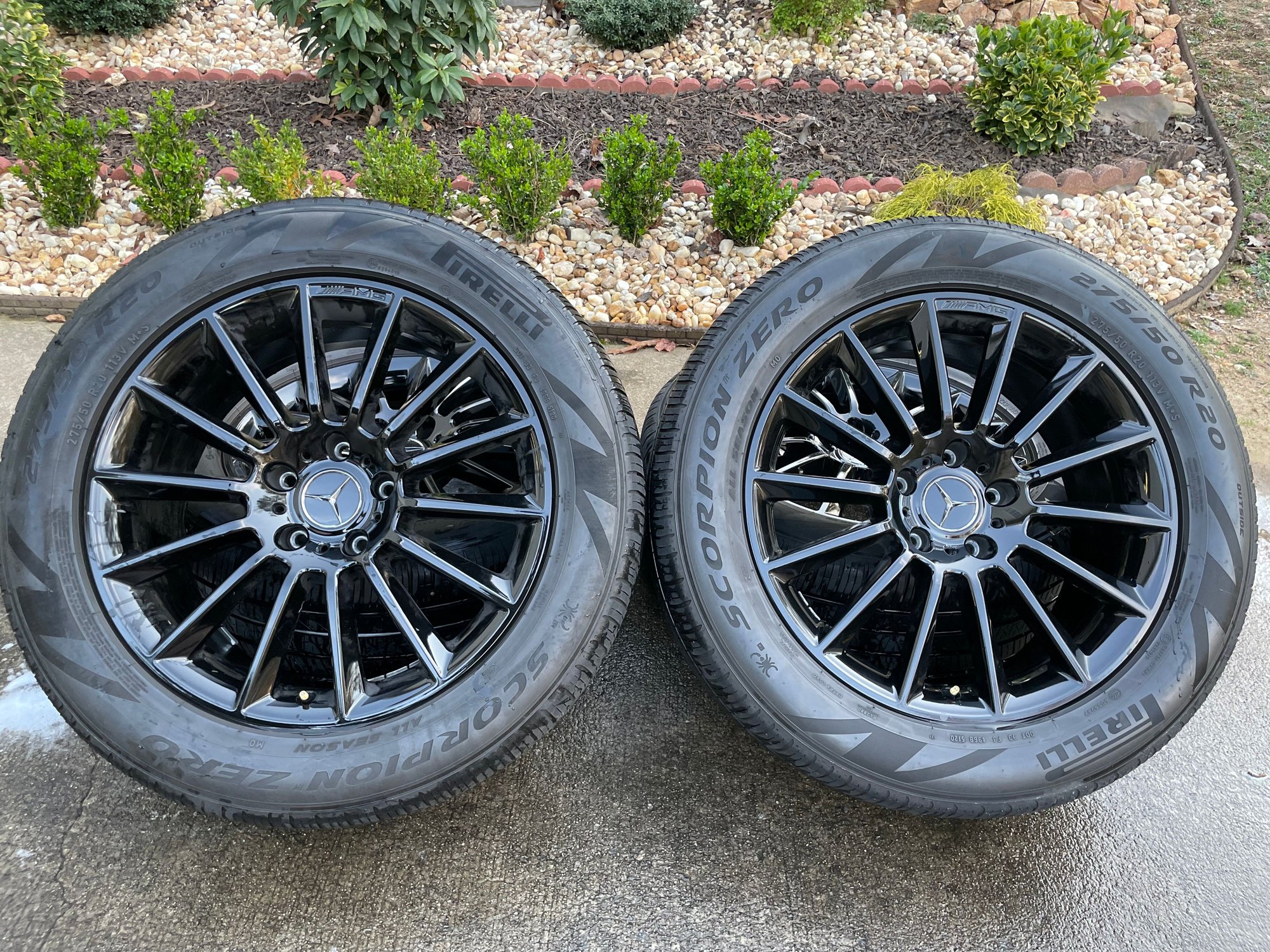 Wheels and Tires/Axles - 2020 G550 20” AMG Wheels & Tires - Used - 2004 to 2022 Mercedes-Benz G-Class - Buford, GA 30519, United States