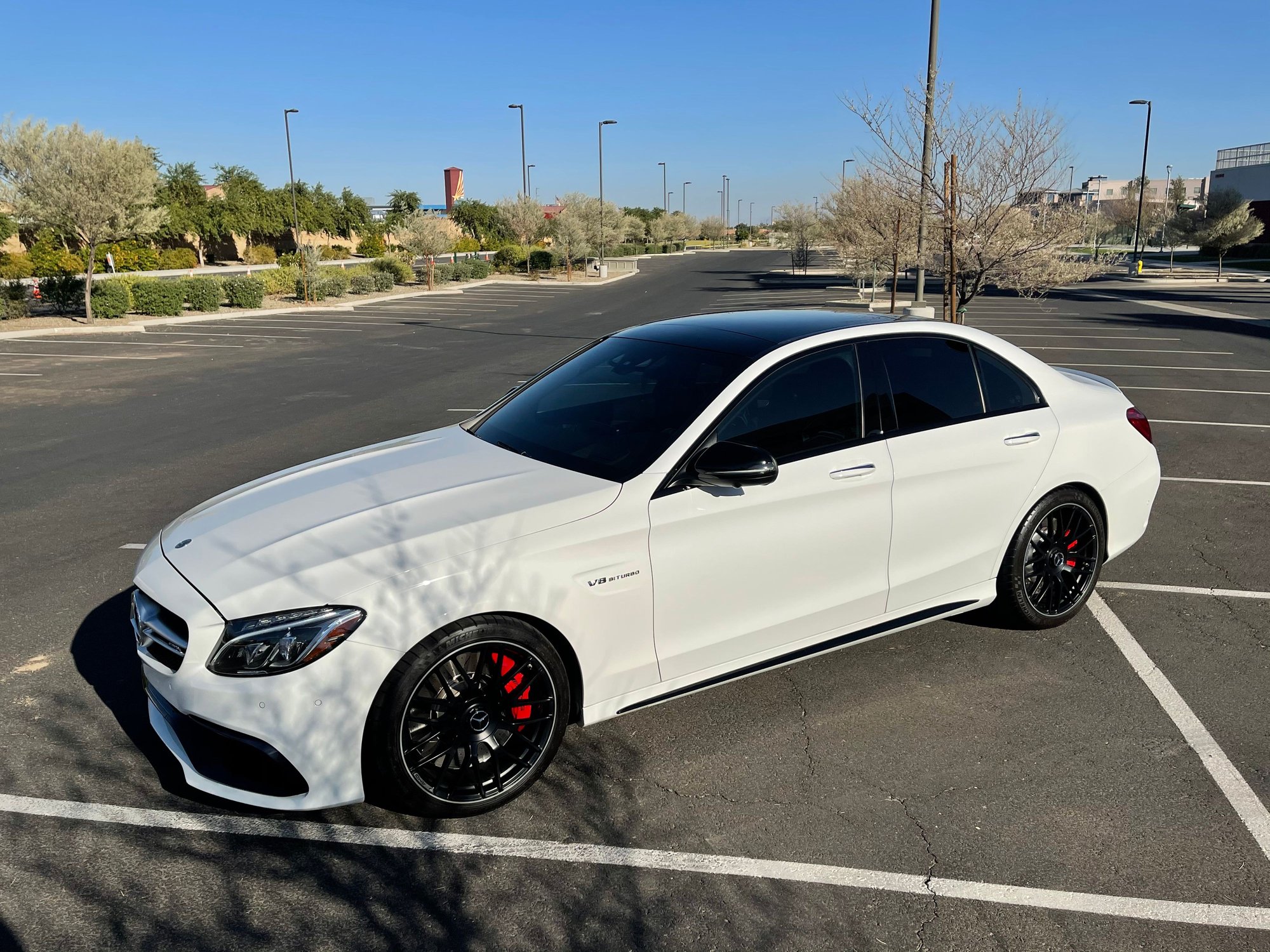 2018 Mercedes-Benz C63 AMG S - 2018 Mercedes Benz C63S AMG - Used - VIN 55SWF8HB9JU247919 - 32,256 Miles - 8 cyl - 2WD - Automatic - Sedan - White - Tempe, AZ 85281, United States