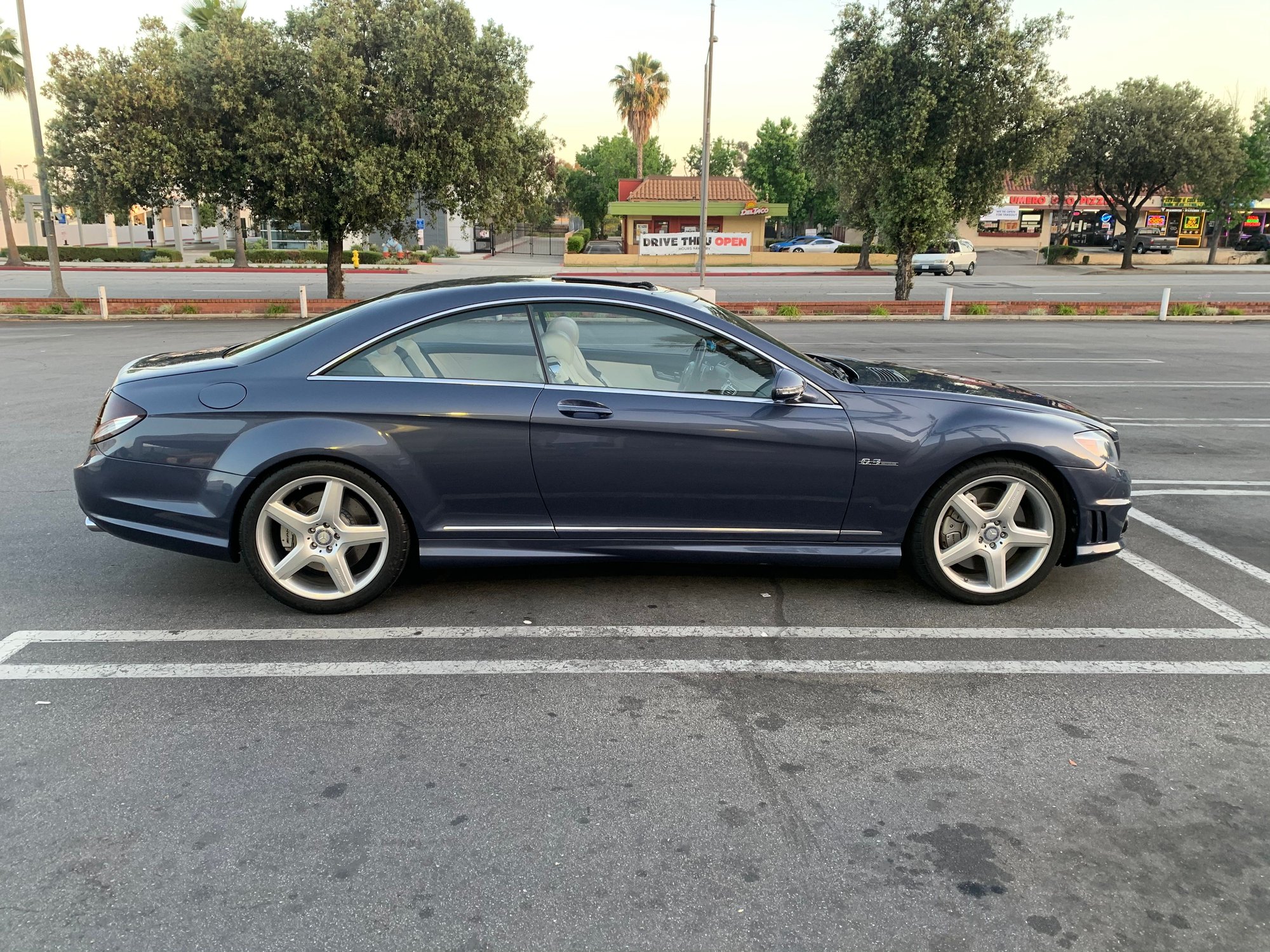 2008 Mercedes-Benz CL63 AMG - 2008 Mercedes CL 63 AMG only one on the planet like this - Used - VIN WDDEJ77X08A011638 - 90,000 Miles - 8 cyl - 2WD - Automatic - Coupe - Blue - Pasadena, CA 91107, United States