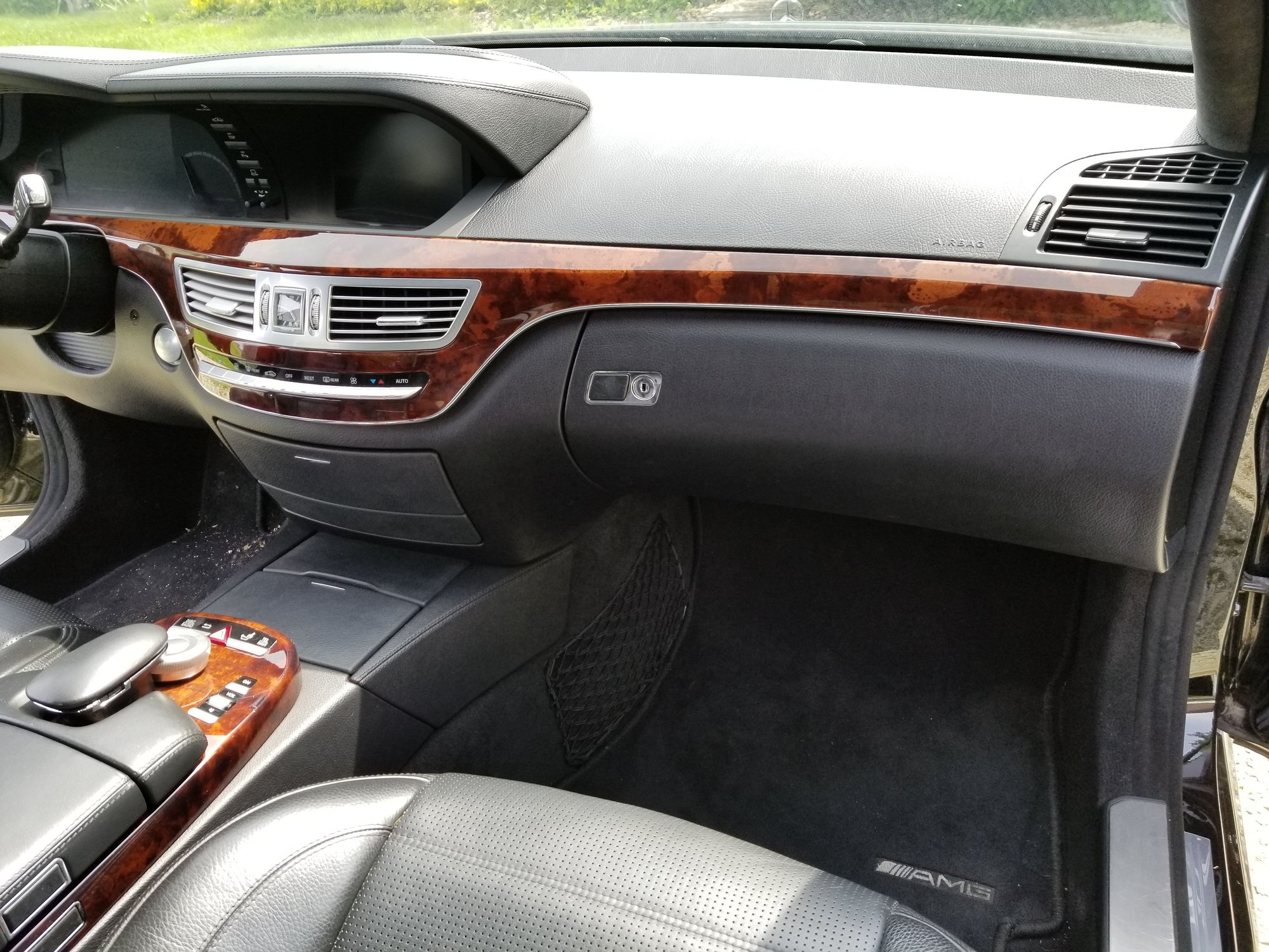 2008 Mercedes-Benz S63 AMG - 2008 Mercedes S63 2nd-Owner W221 All Original - Used - VIN WDDNG77X48A154350 - 89,700 Miles - 8 cyl - 2WD - Automatic - Sedan - Black - Essex, IL 60935, United States