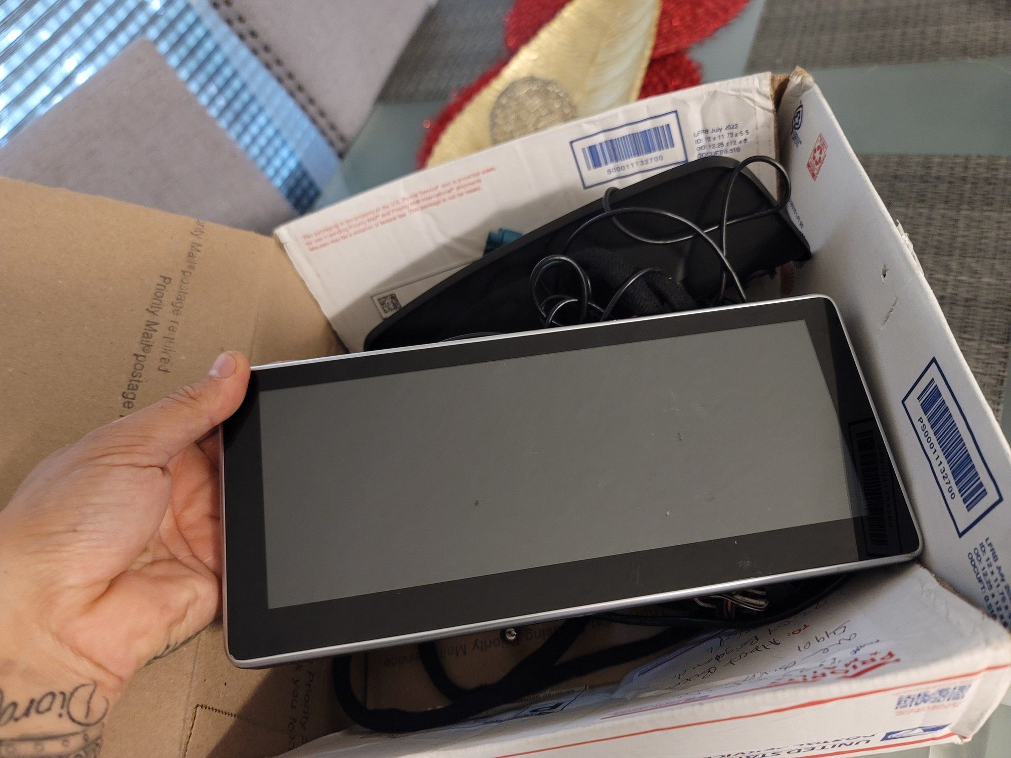 Audio Video/Electronics - W212 android head unit used - Used - 0  All Models - Clearwater, FL 33759, United States