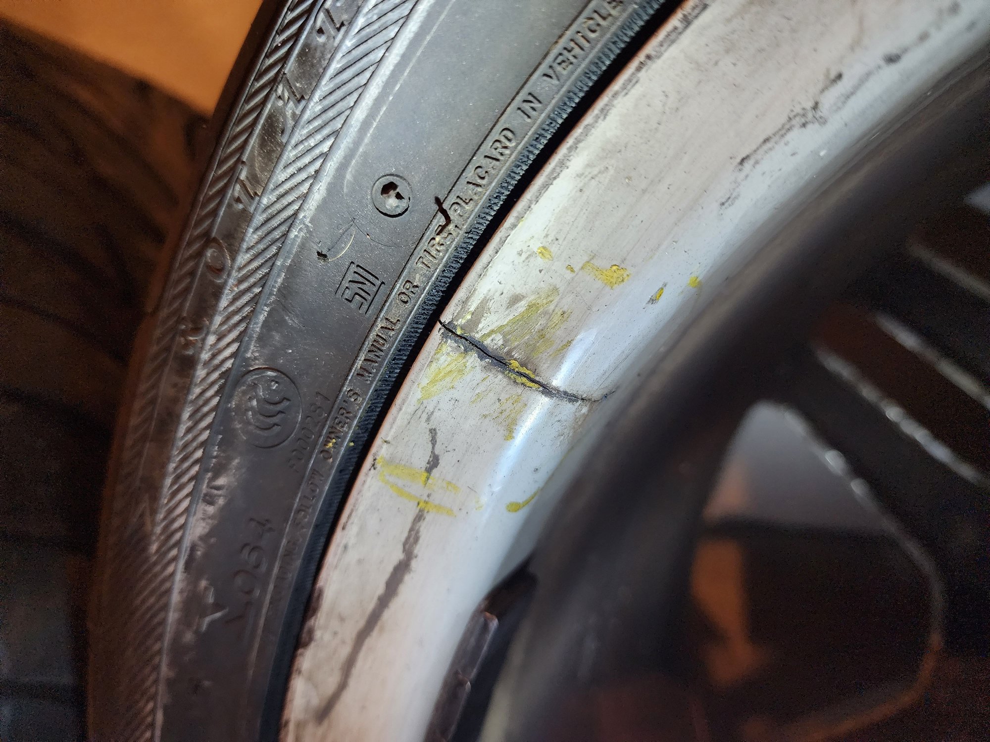 Wheels and Tires/Axles - *FOR SALE* 18" OEM AMG Twin Spoke Wheels - Used - 2003 to 2009 Mercedes-Benz E-Class - 2003 to 2009 Mercedes-Benz SL-Class - 2003 to 2009 Mercedes-Benz CLS-Class - 2003 to 2009 Mercedes-Benz S-Class - Medford, OR 97504, United States