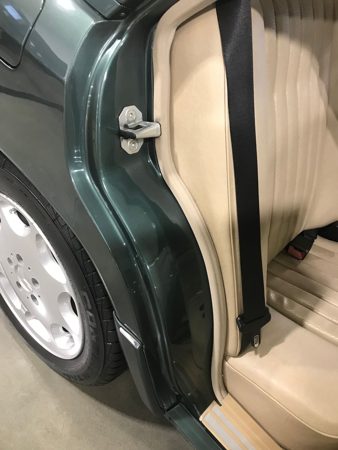 1995 Mercedes-Benz E300 - 1995 Mercedes-Benz E300 Diesel (Garage kept, dealership serviced, adult owned) - Used - VIN WDBEB31E6SC157429 - 239,801 Miles - 6 cyl - 2WD - Automatic - Sedan - Other - Manassas Park, VA 20111, United States
