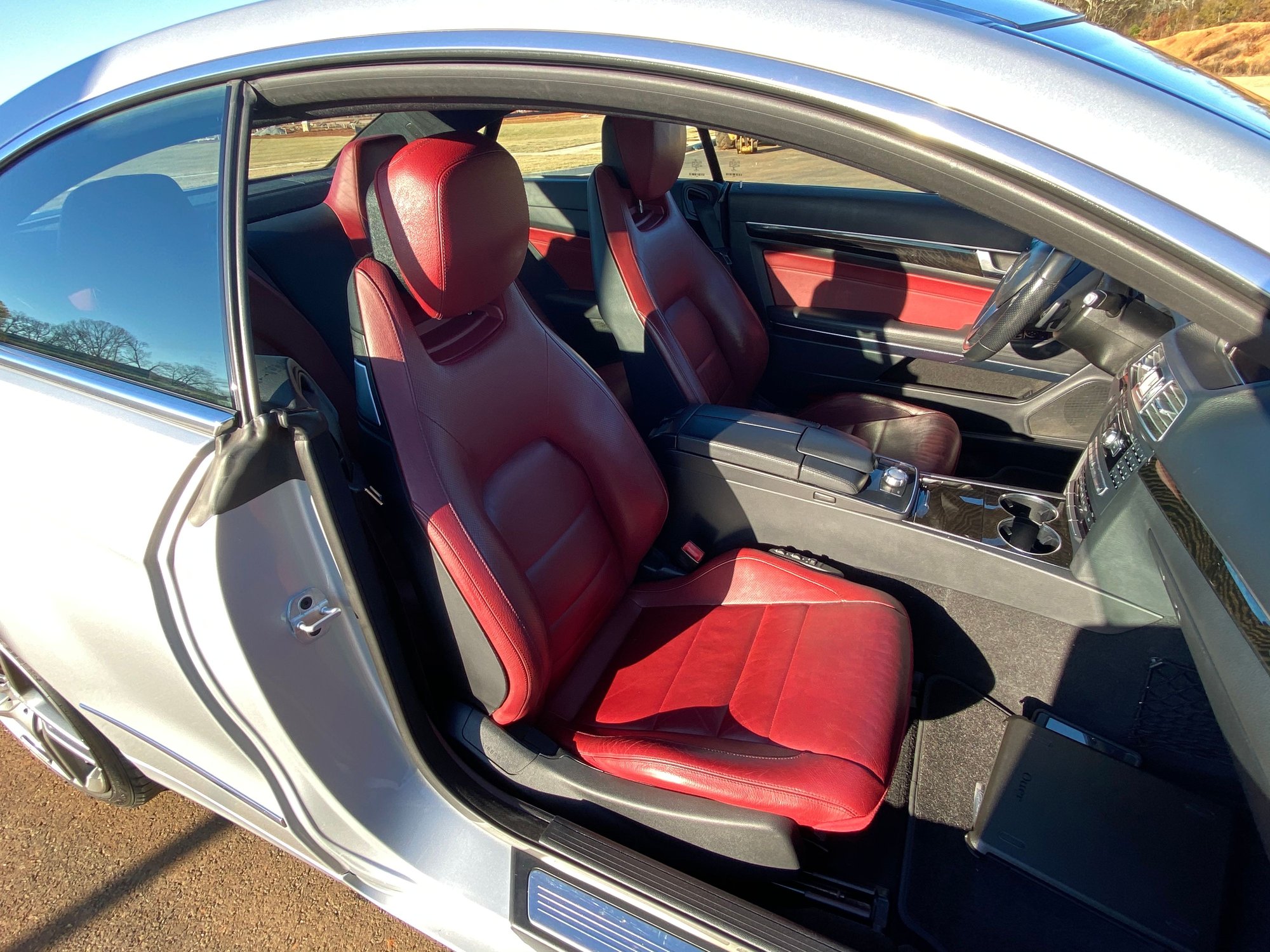 2014 Mercedes-Benz E350 - 2014 Mercedes E350 4Matic Coupe - Used - VIN WDDKJ8JB1EF263922 - 74,890 Miles - 6 cyl - 4WD - Coupe - Silver - Huntsville, AL 35824, United States