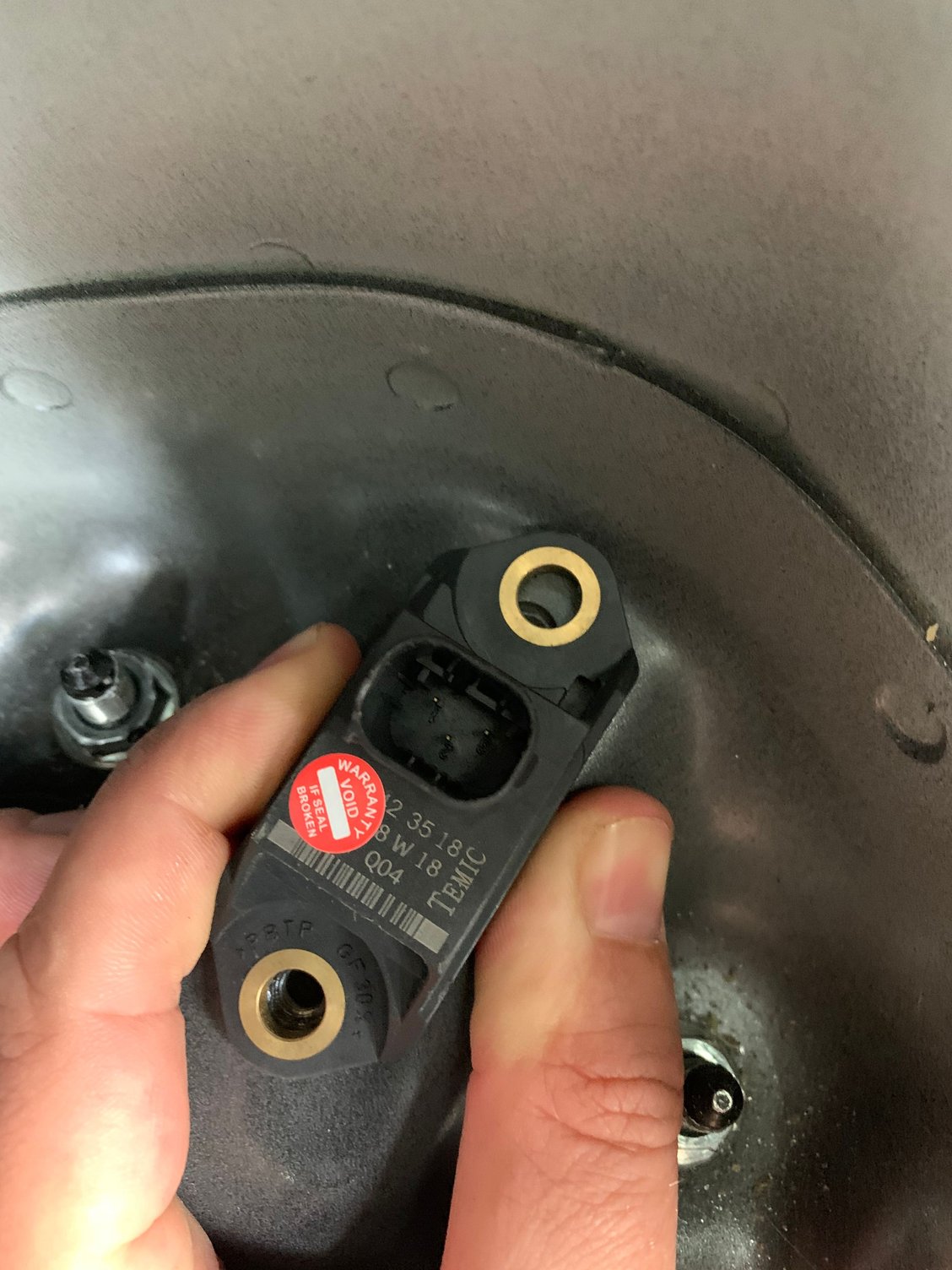 Rear right body acceleration sensor Forums