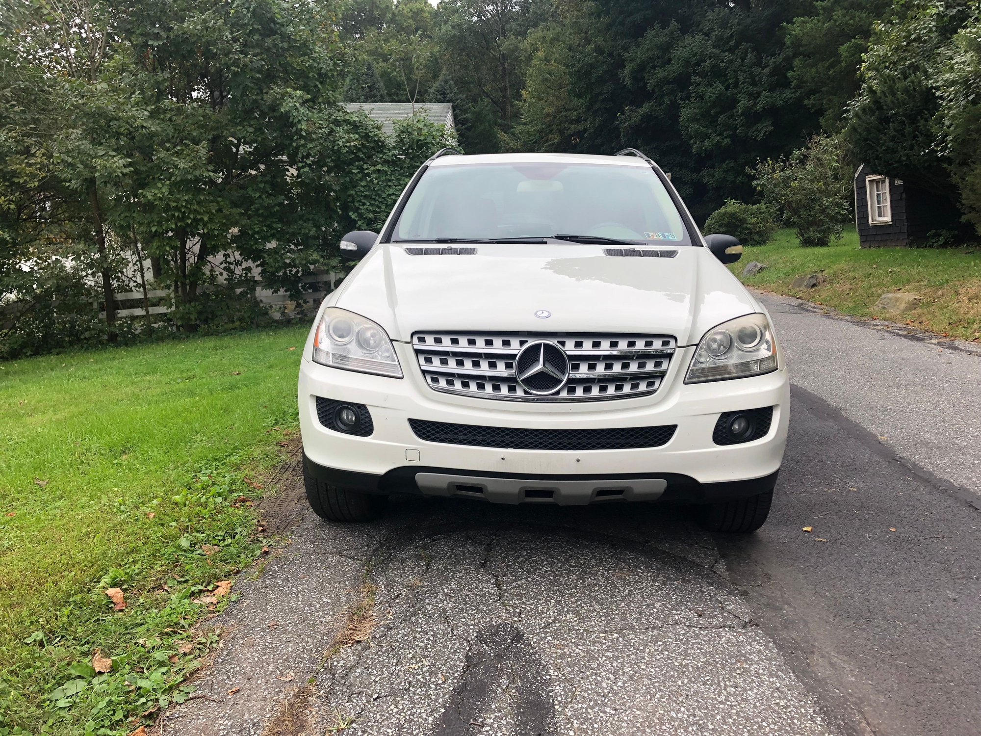 2008 Mercedes-Benz ML350 - BEAUTIFUL 2008 MERCEDES BENZ ML 350 - Used - VIN 4JGBB86E18A349061 - 136,762 Miles - 6 cyl - AWD - Automatic - SUV - White - Reading, PA 19540, United States